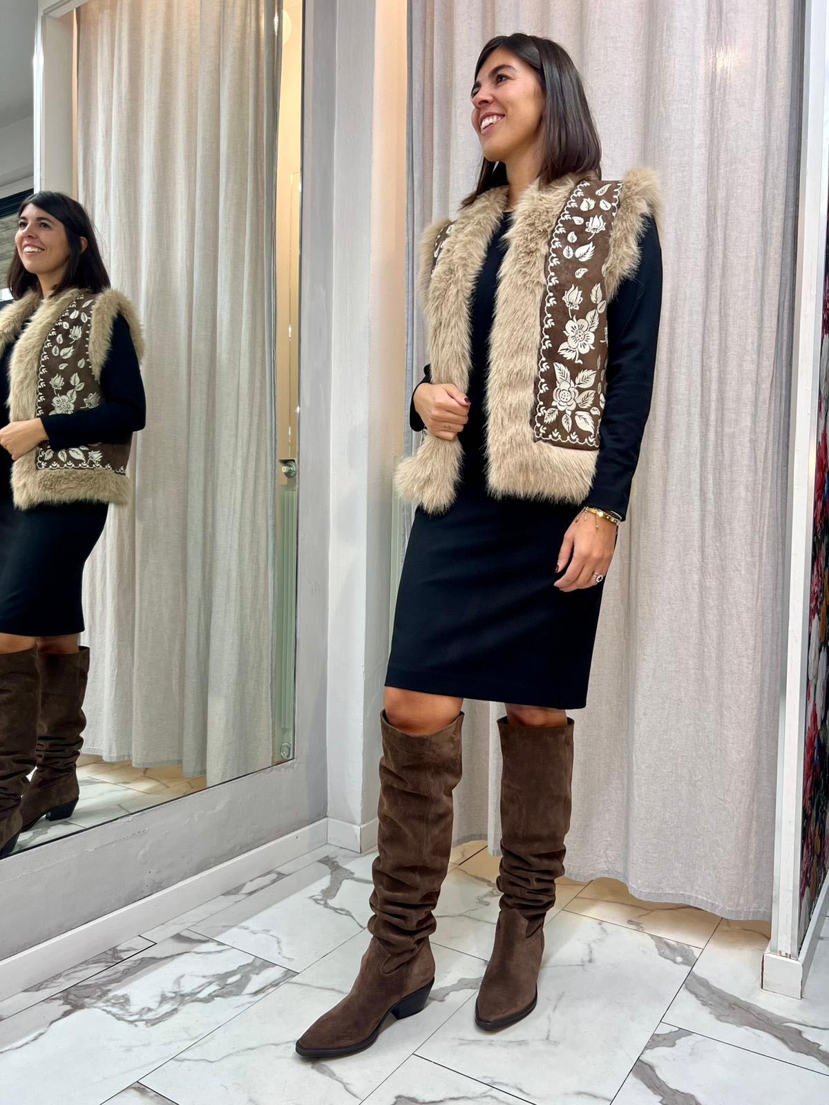 GILET ECO MONTONE RICAMI