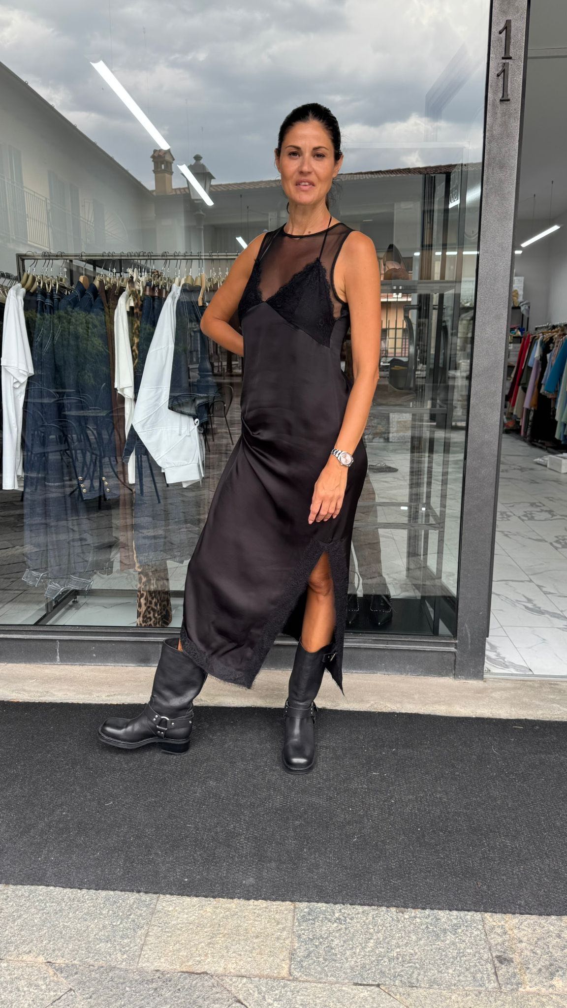 ABITO SOTTOVESTE PIZZO NERO