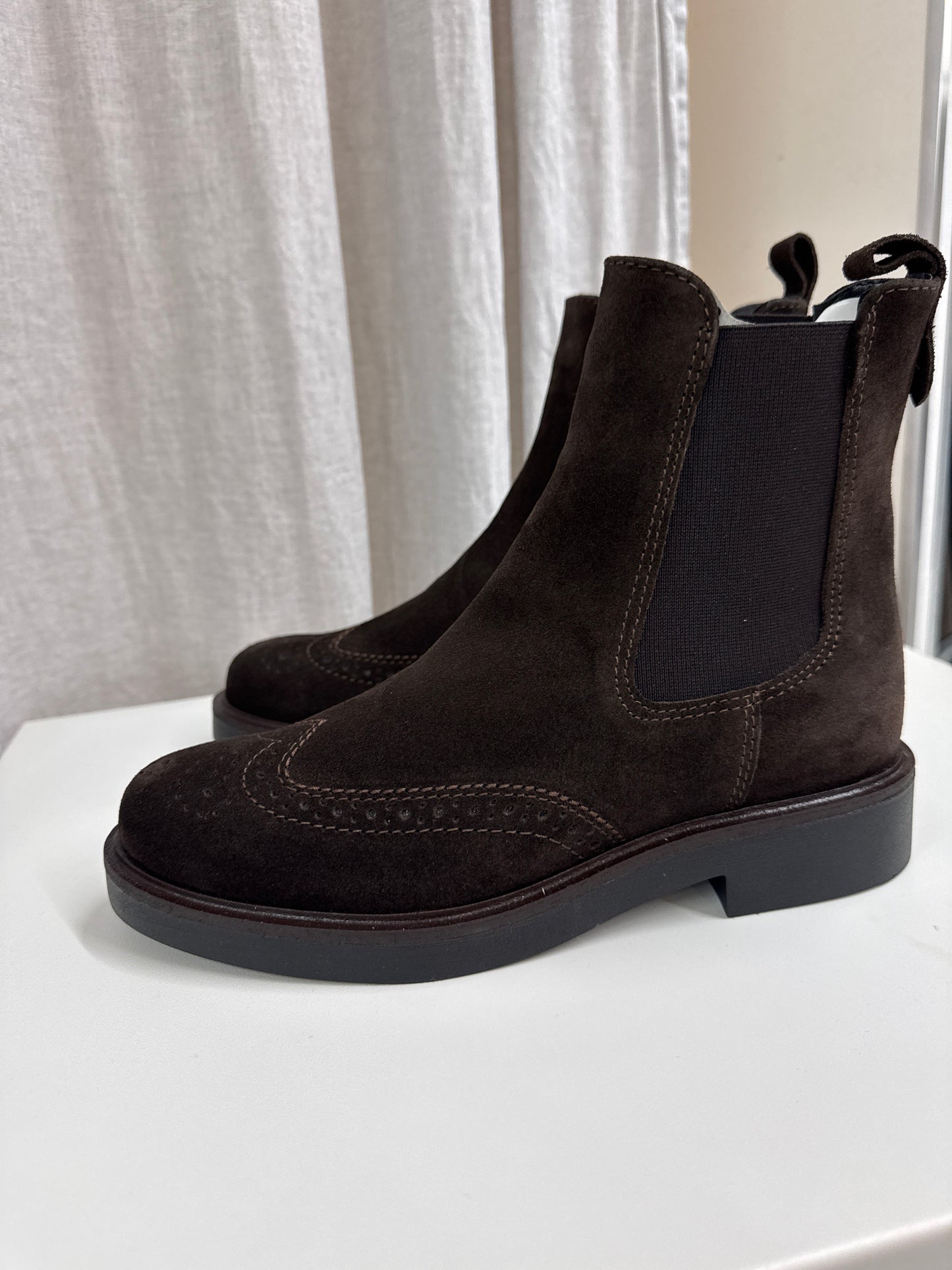 BEATLES CAMOSCIO MARRONE