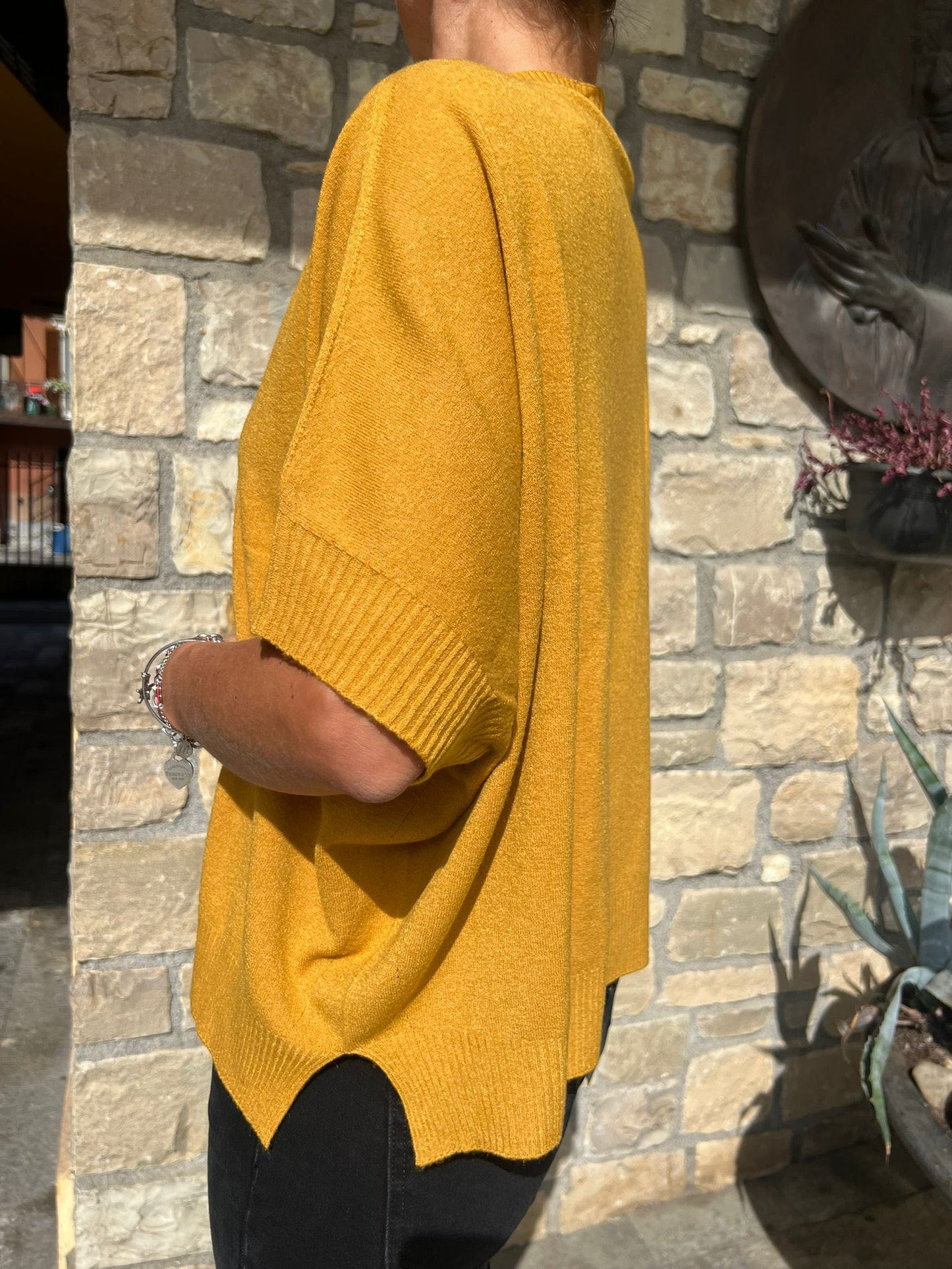 MAGLIA SCATOLETTA VISCOSA OCRA