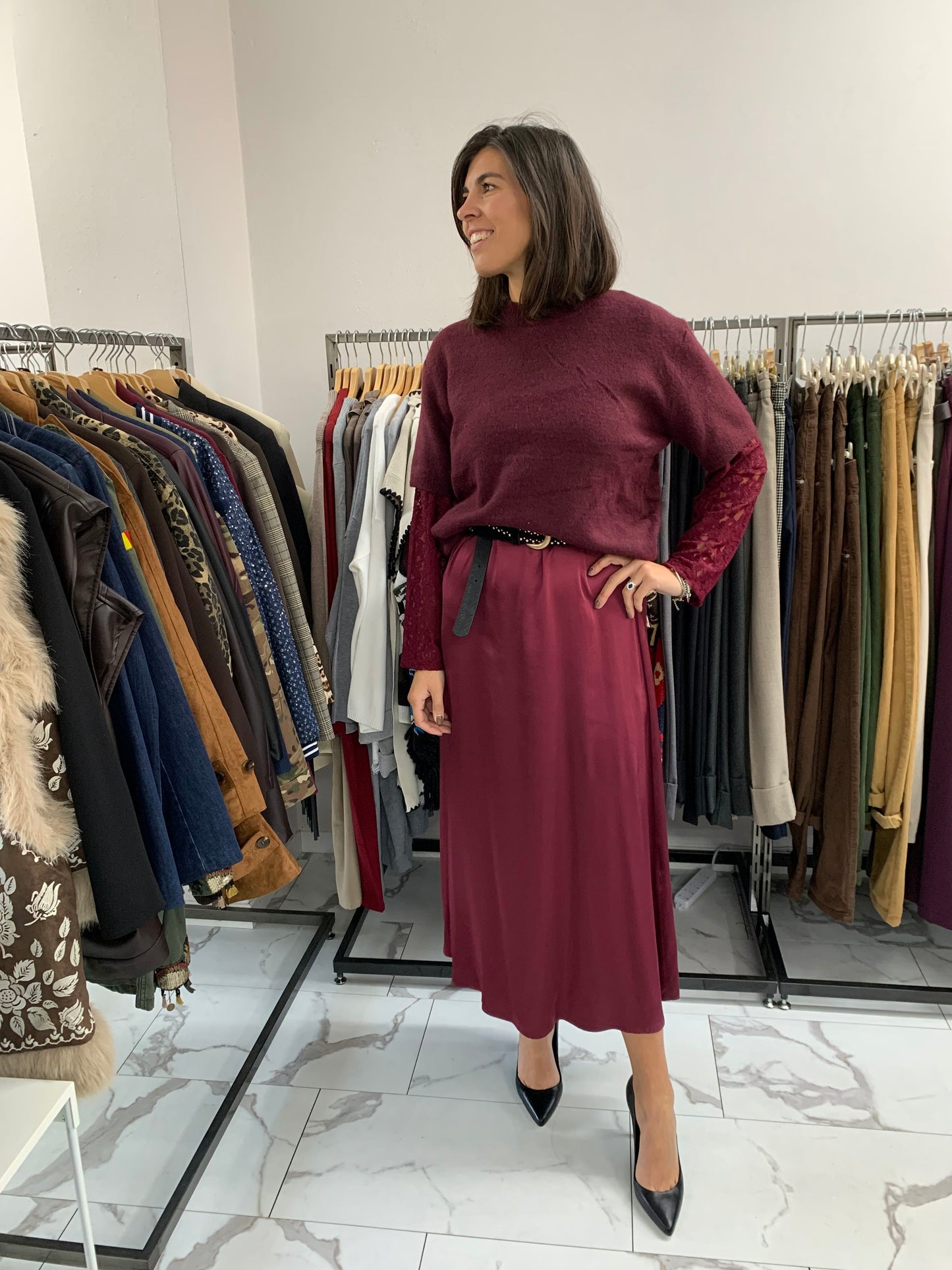 ABITO LUNGO SMANICATO CILIEGIA