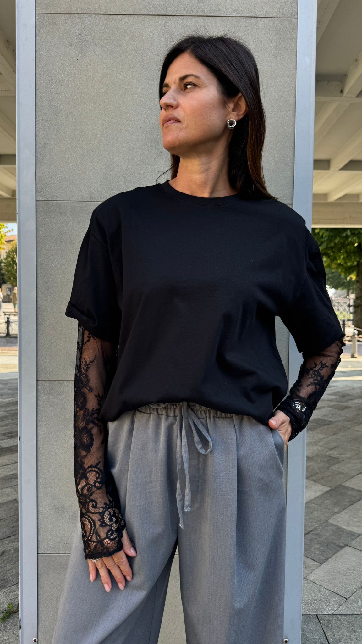 MAGLIA MANICHE PIZZO NERA