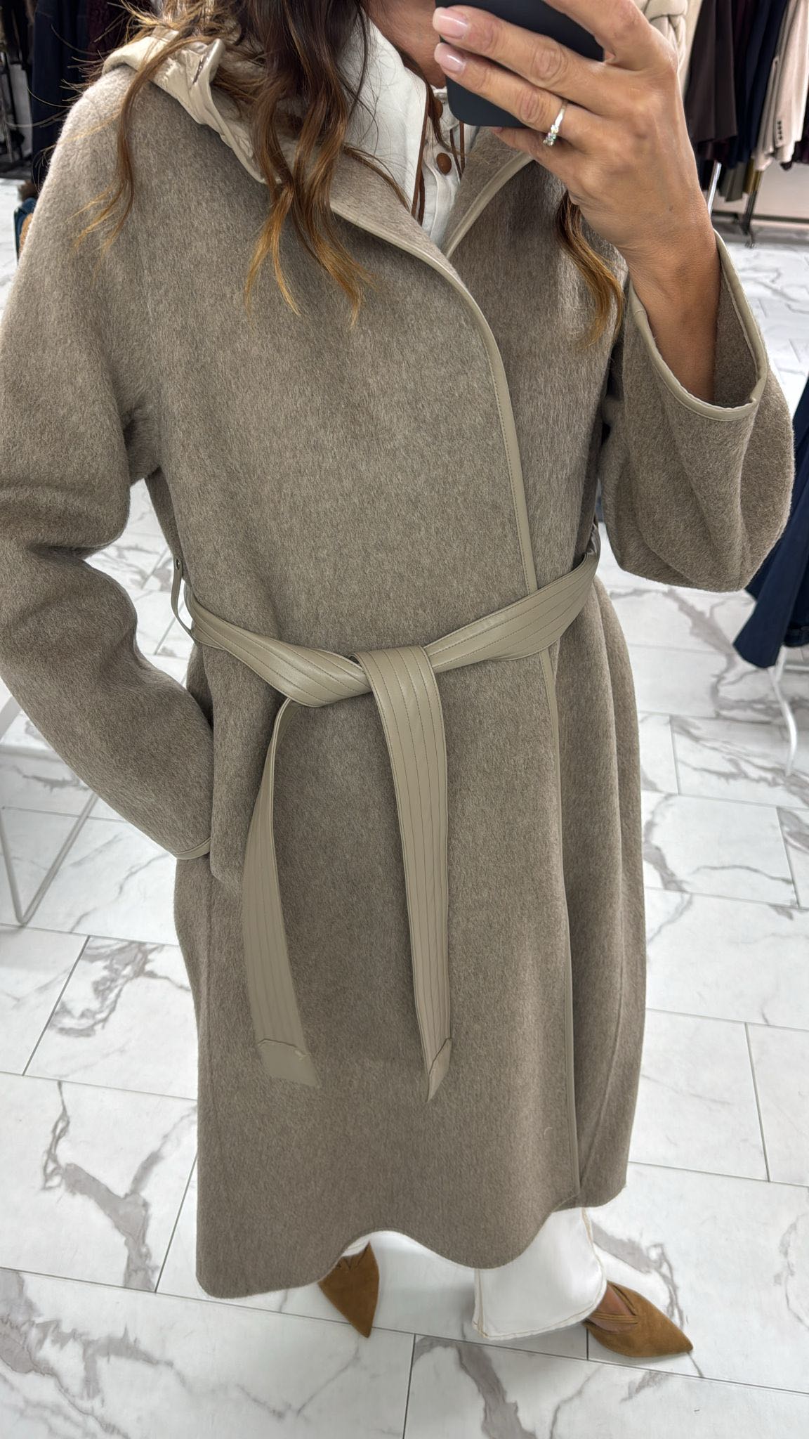 CAPPOTTO CON CAPPUCCIO SABBIA