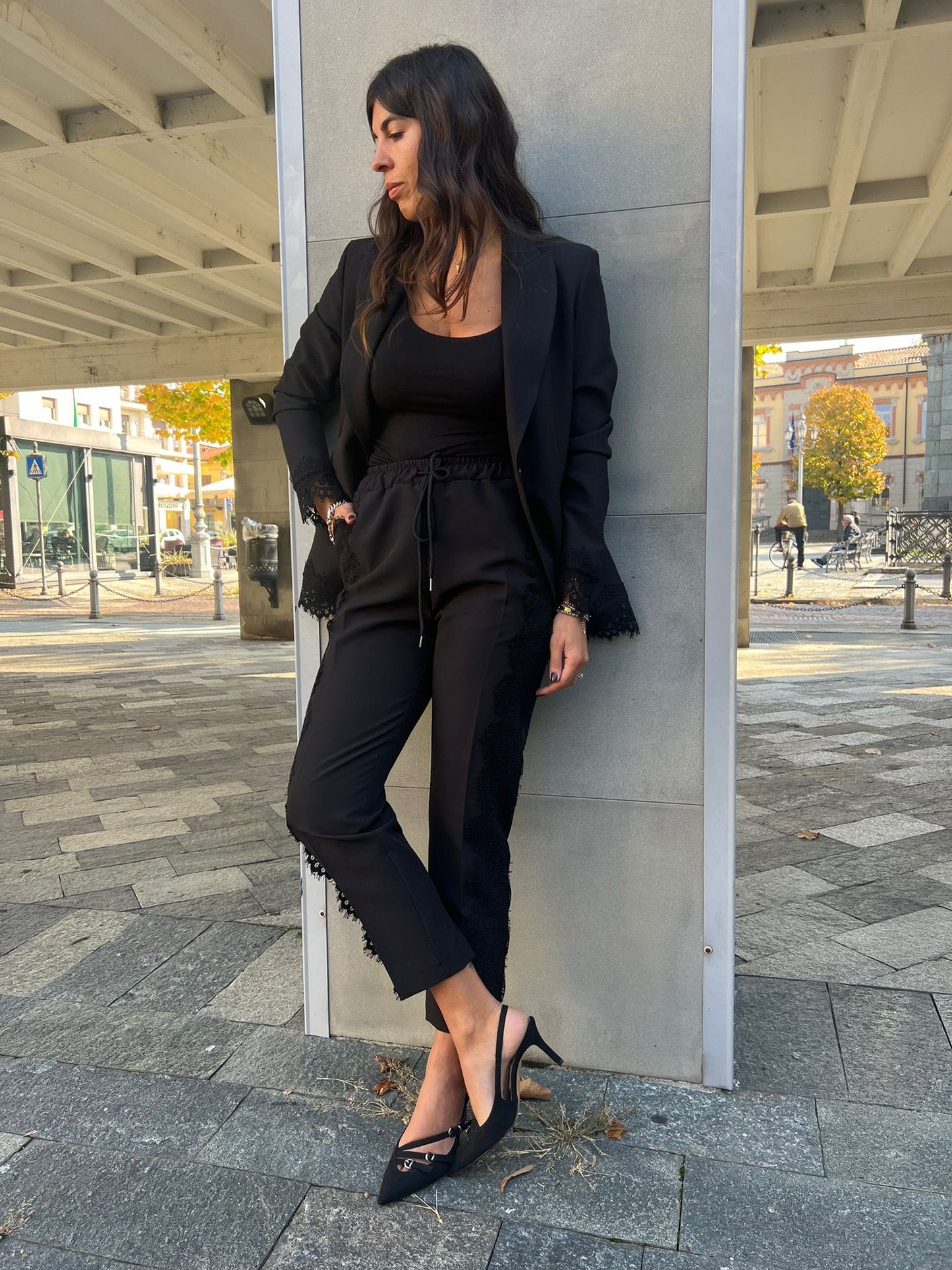 PANTALONE IRIS COULISSE PIZZO NERO