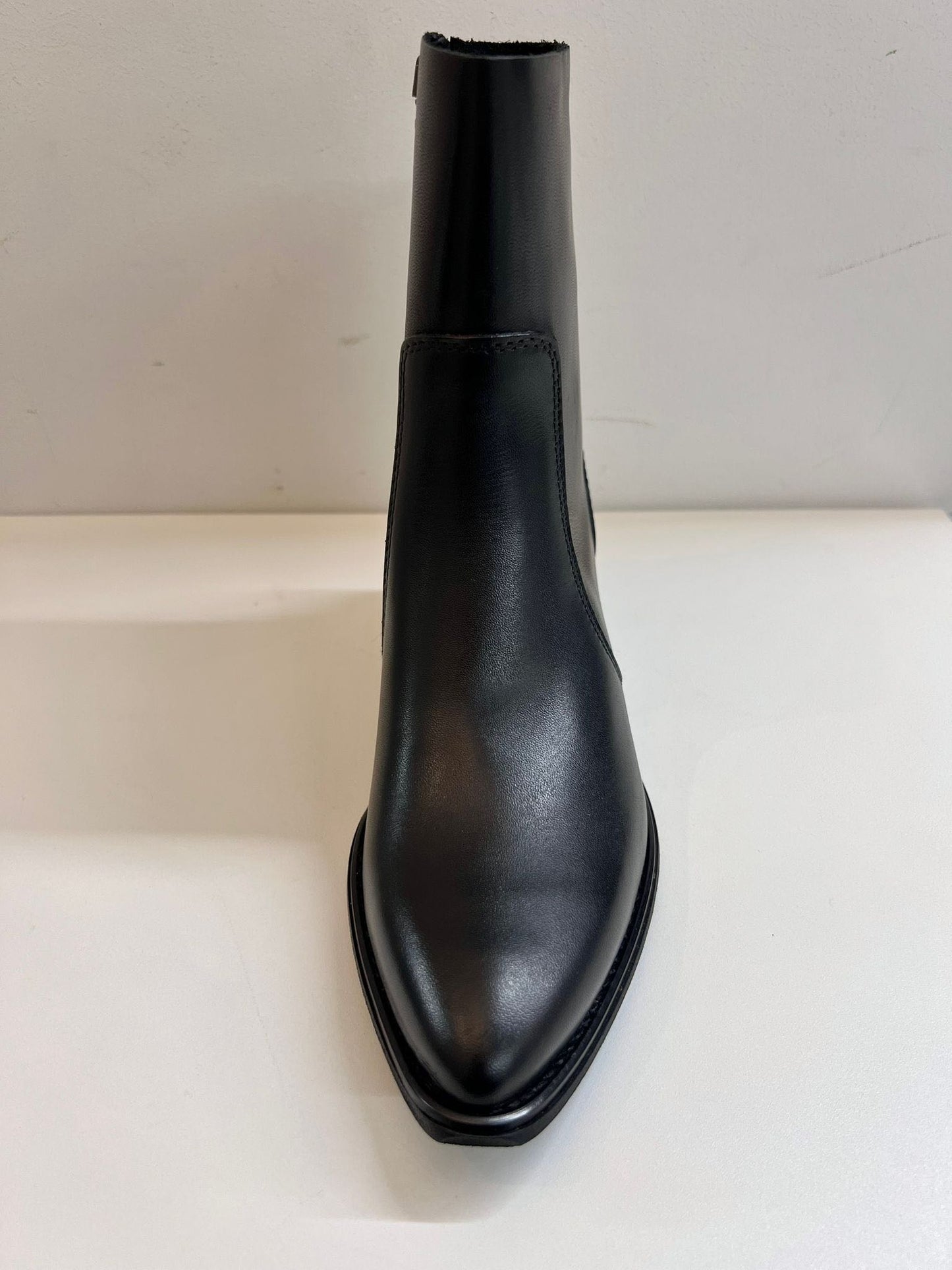 TRONCHETTO IN PELLE NERO