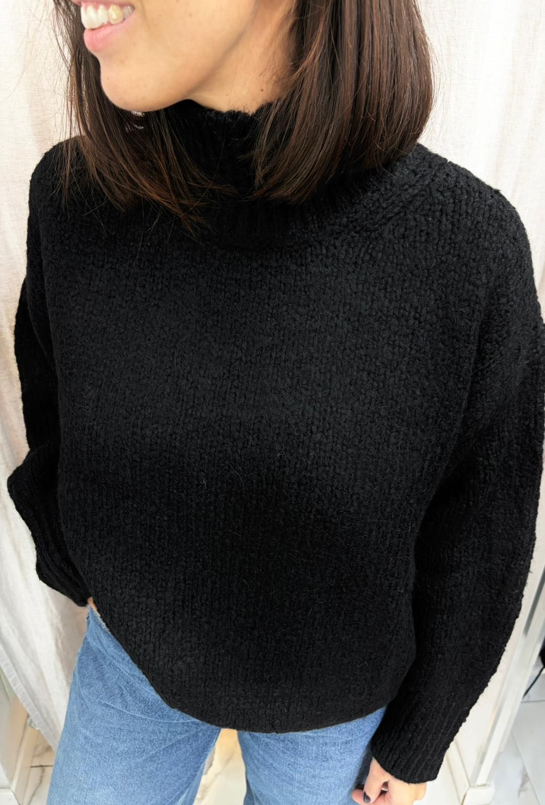 MAGLIONE MISTO LANA COLLO ALTO NERO