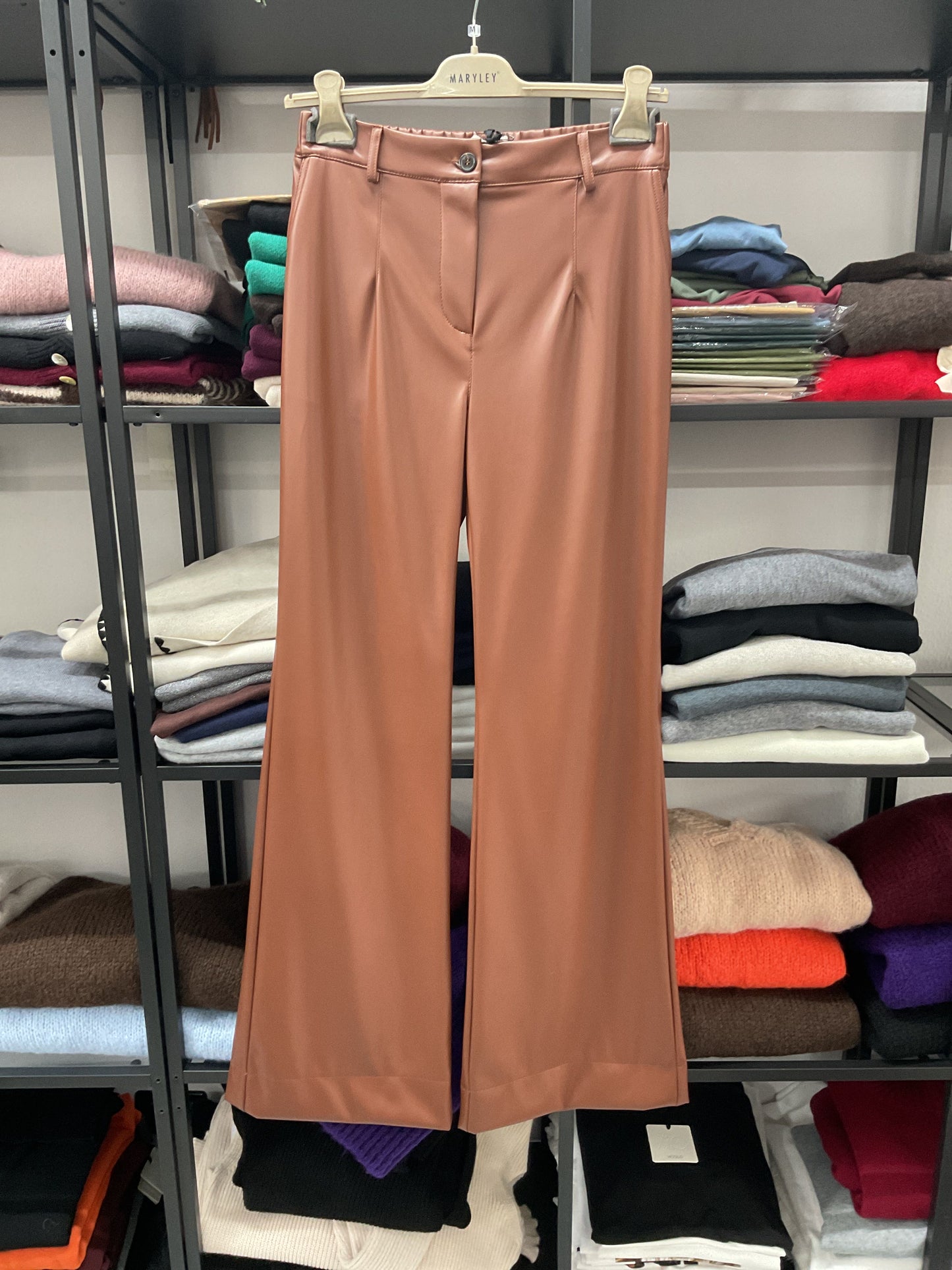 PANTALONE ZAMPA ECOPELLE CUOIO