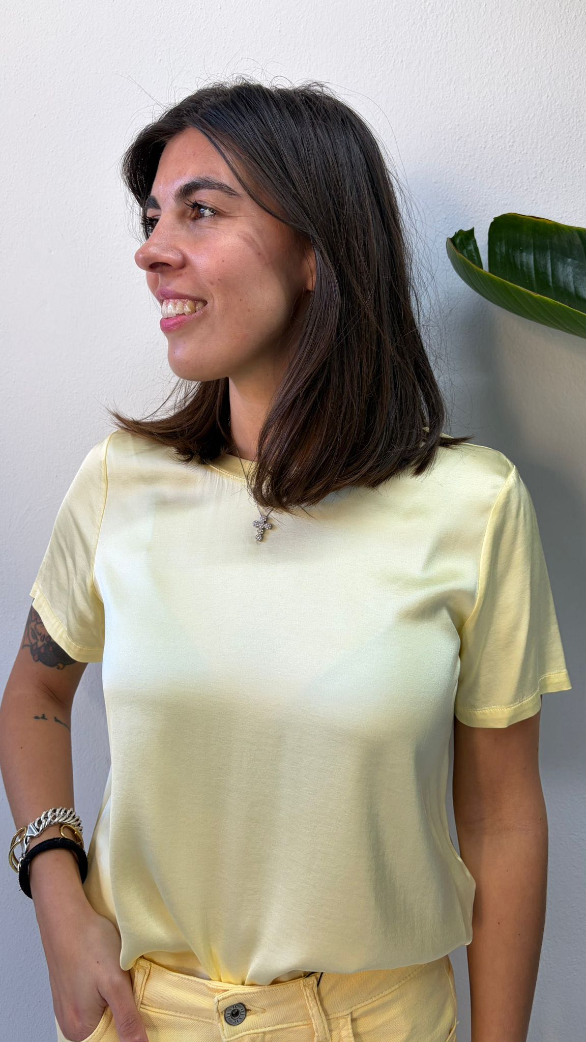 T-SHIRT VISCOSA GIALLA