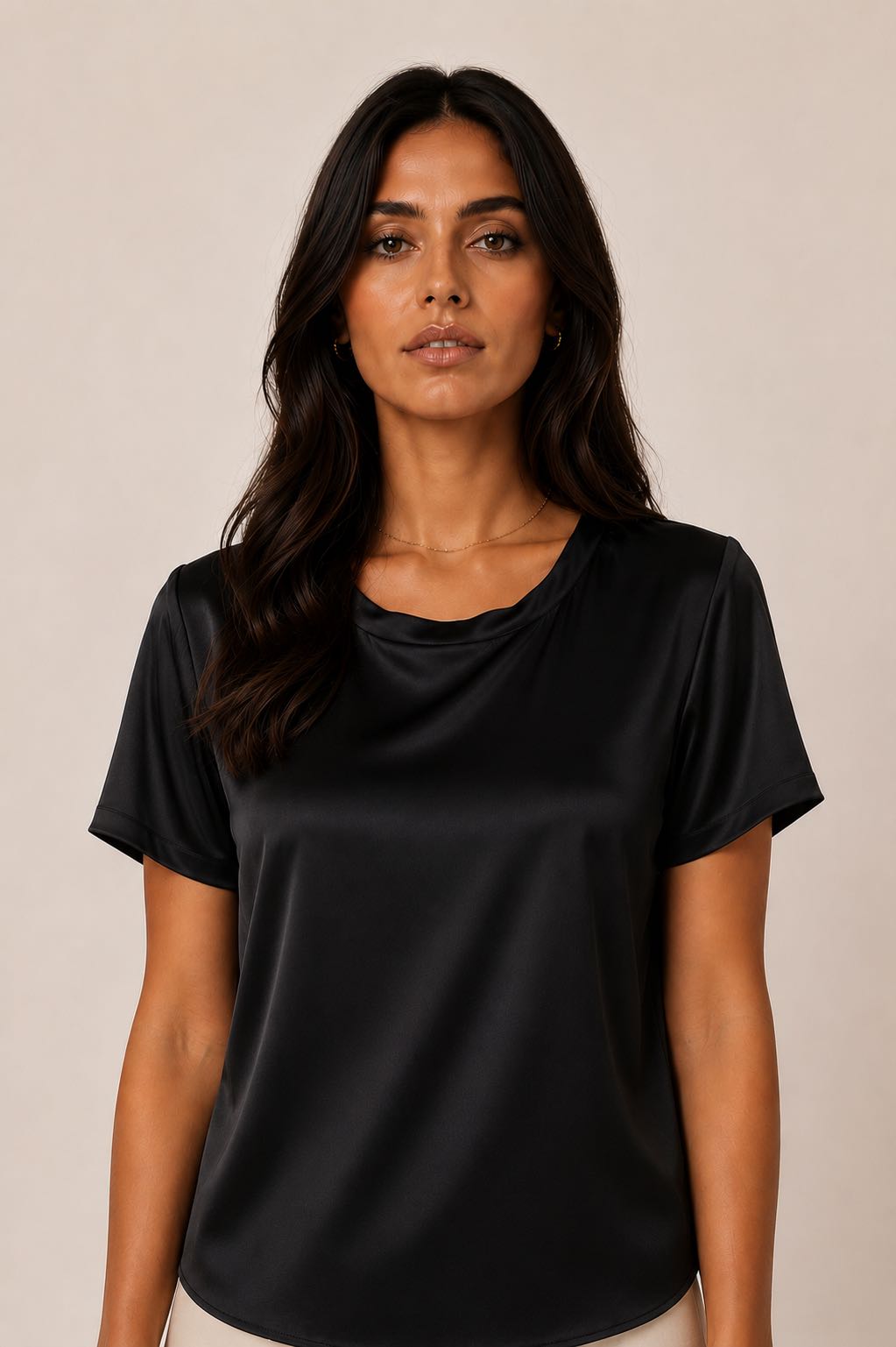 BLUSA MEZZA MANICA GIROCOLLO NERA