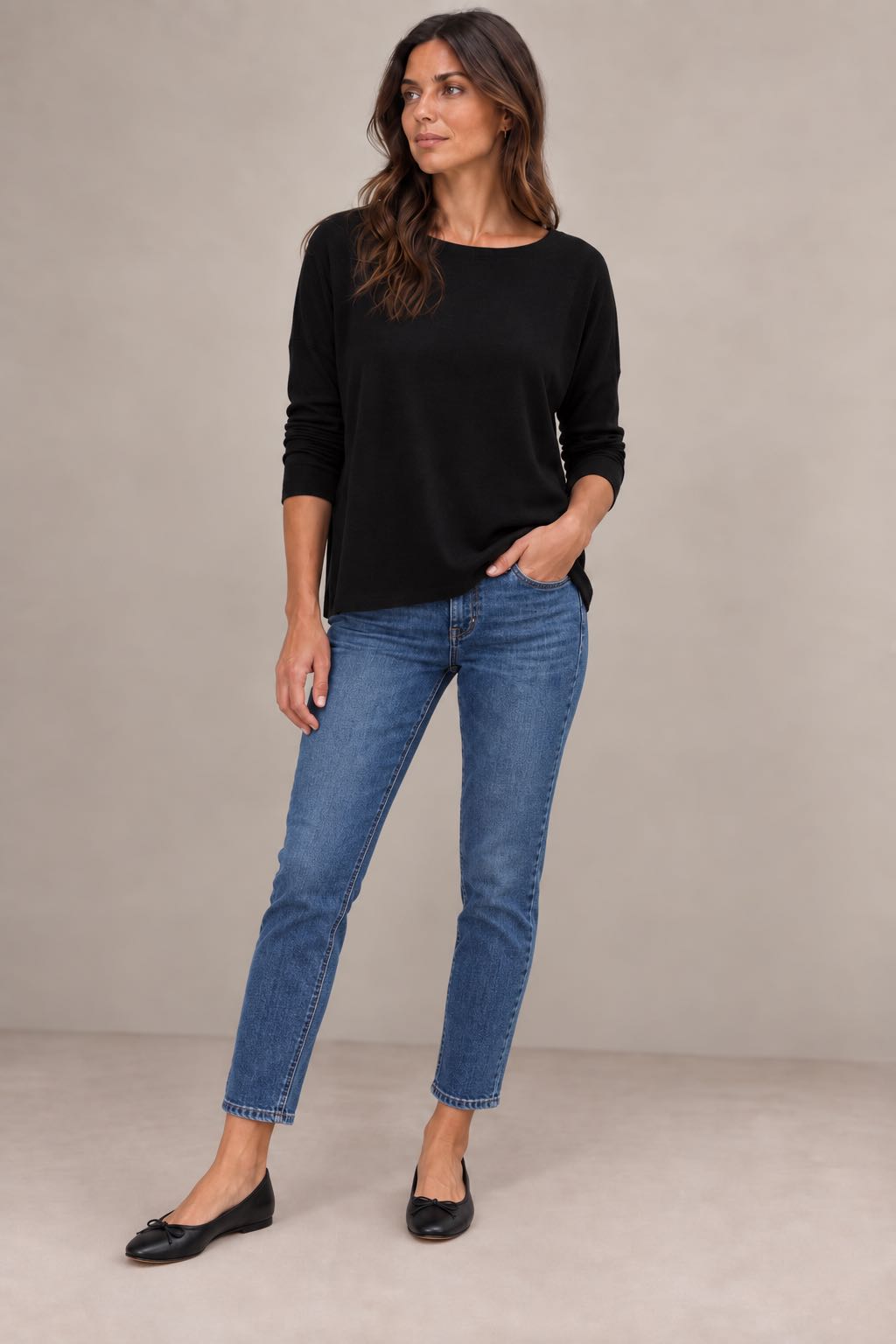 MAGLIA BASIC OVER NERA