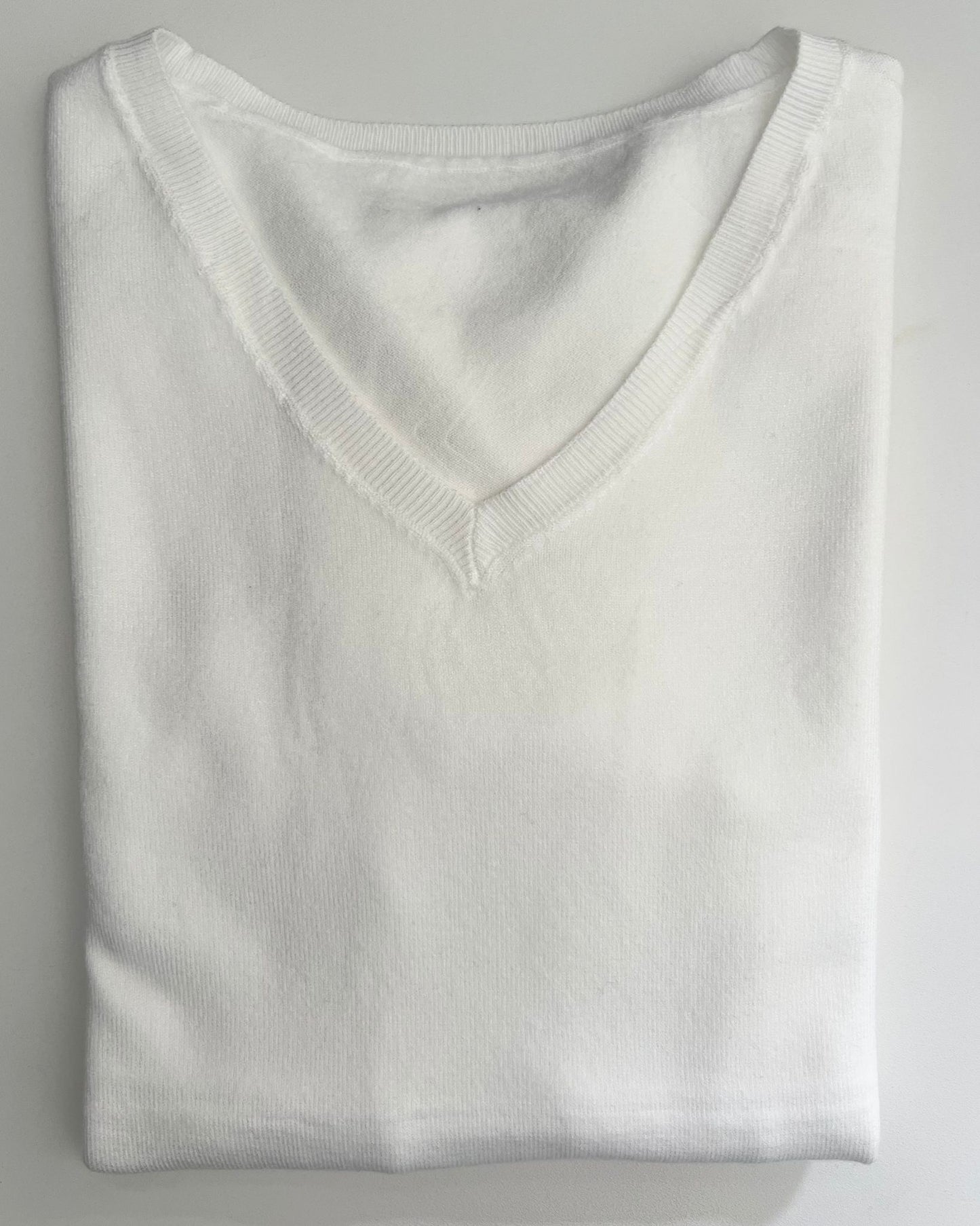 MAGLIONCINO SCOLLO V BASIC bianco/blu/sabbia/nero