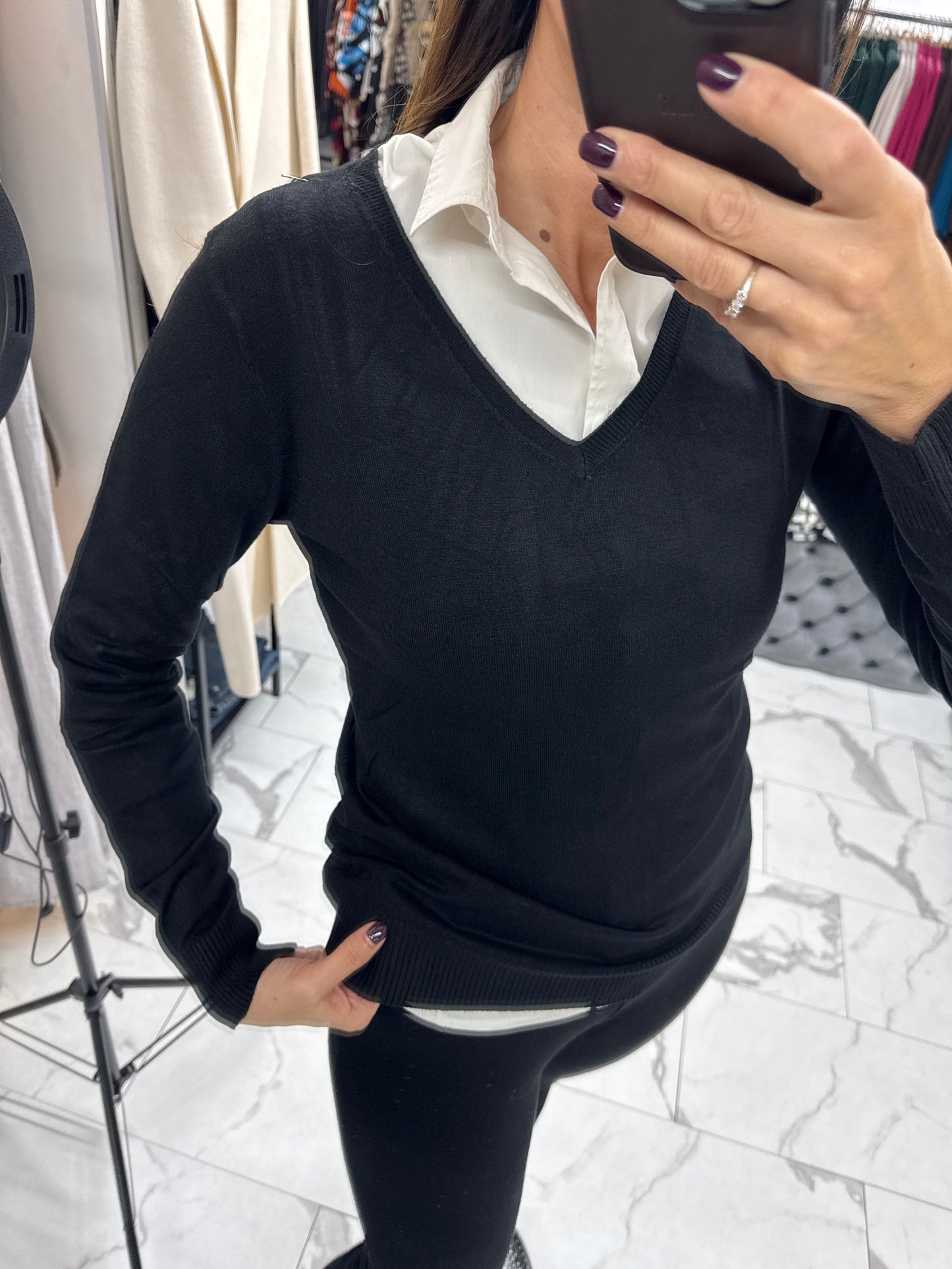 MAGLIONCINO BASIC SCOLLO V NERO