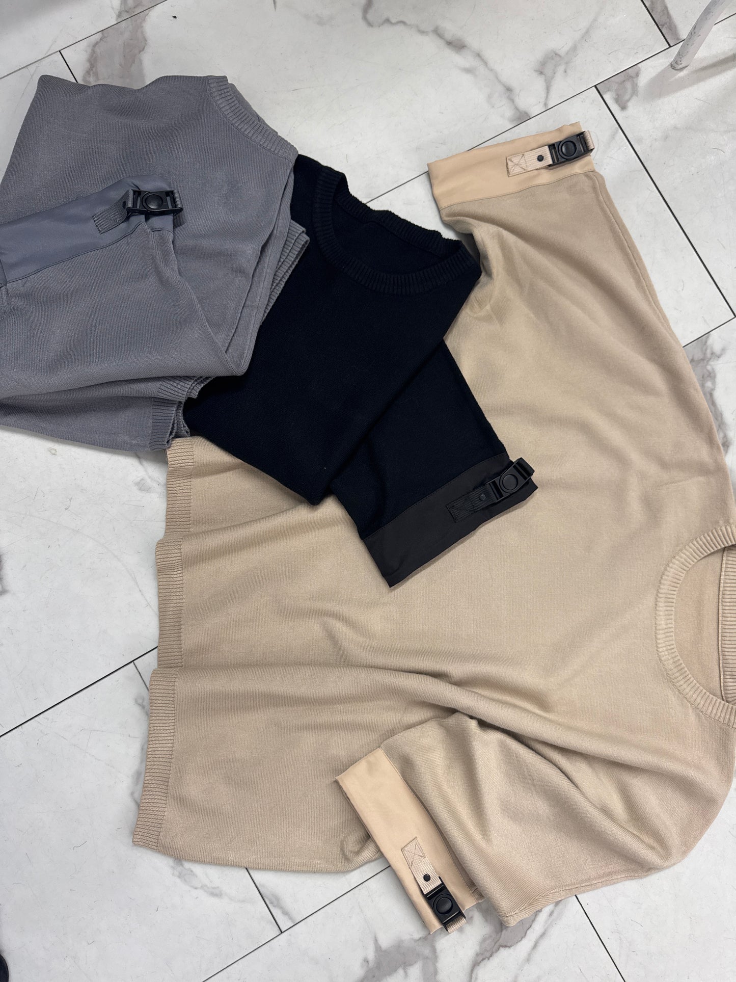 MAGLIA SCATOLA FIBBIE