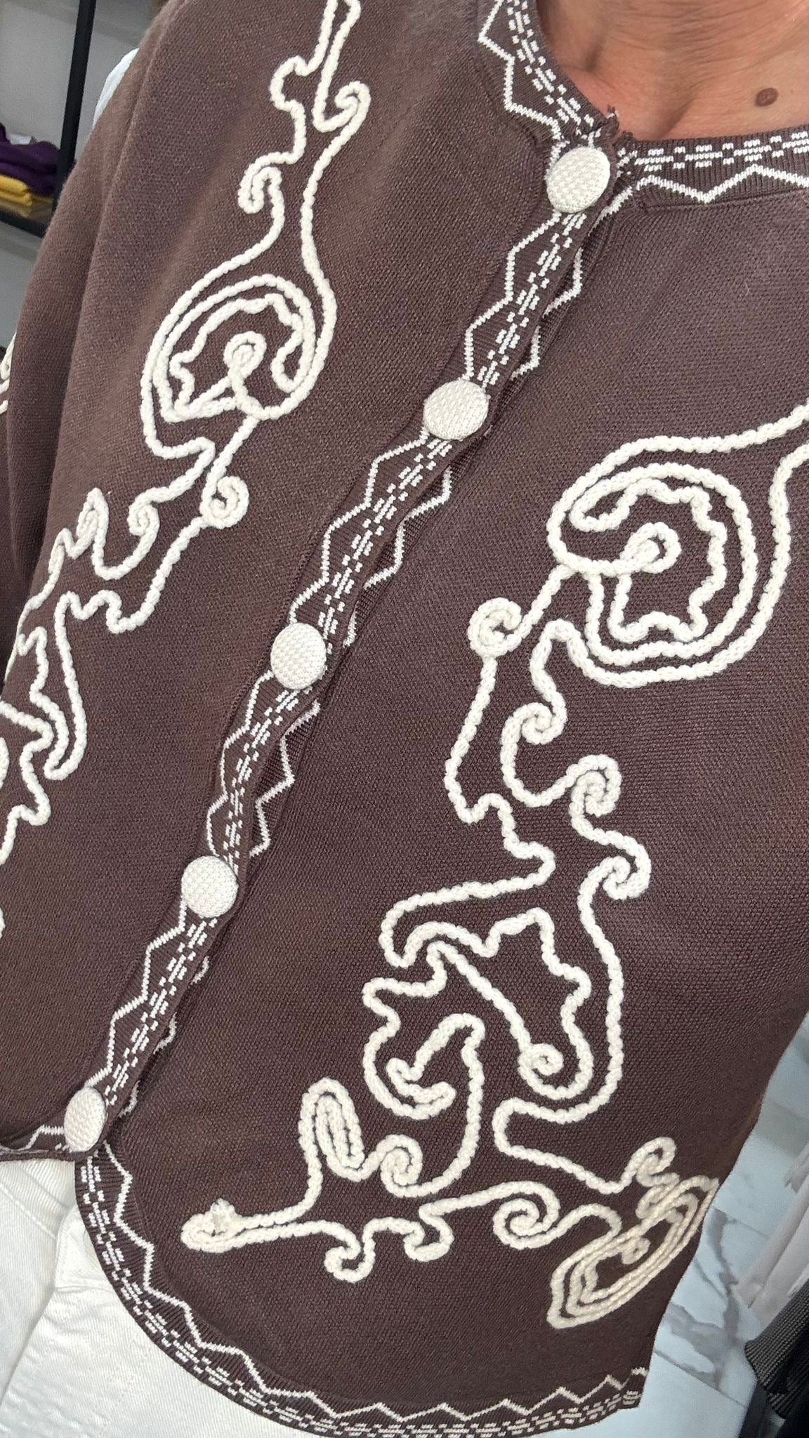 GIACCA IN MAGLIA RICAMATA bianca/nera/grigia/cioccolato