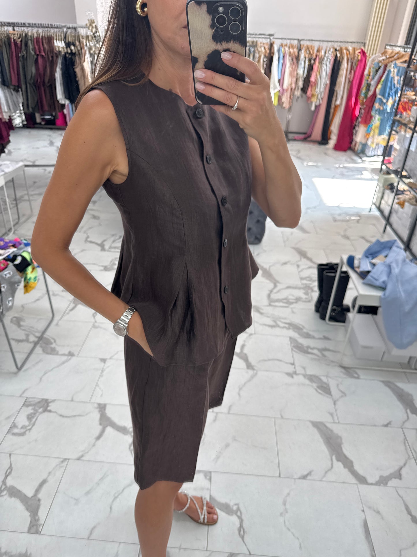 MARYLEY COMPLETO CIOCCOLATO LINO BERMUDA GILET BALZA