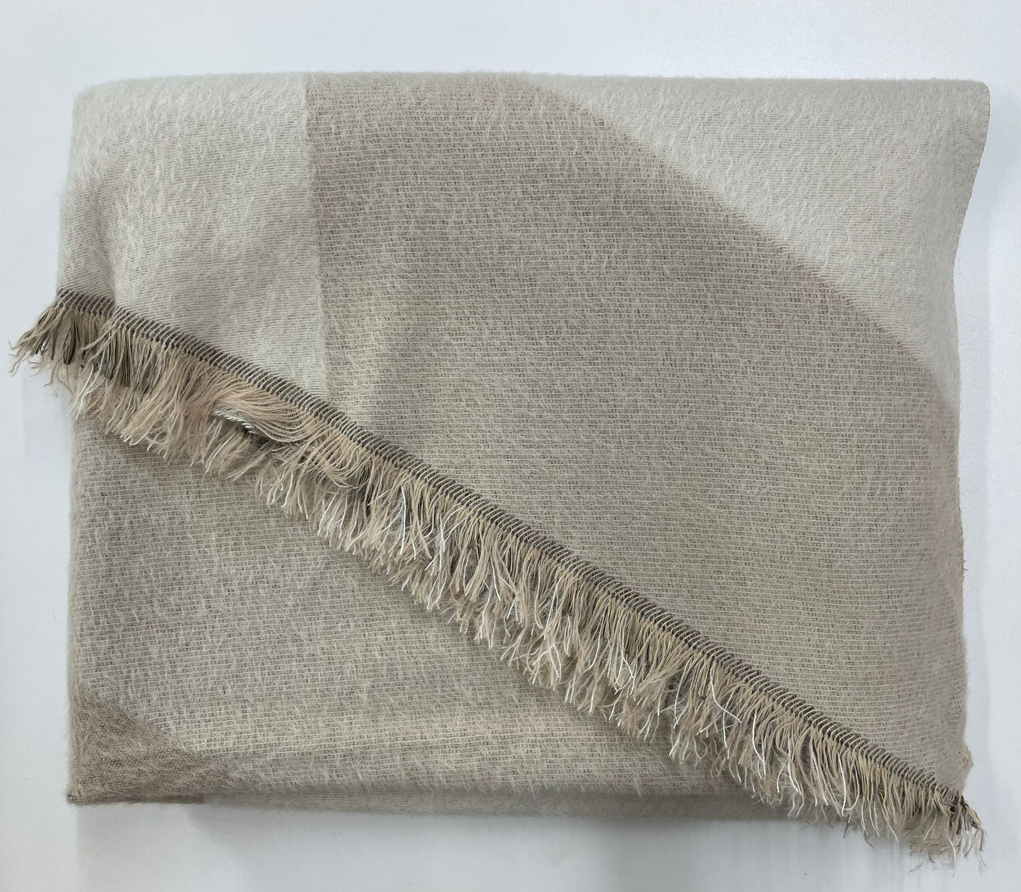 MAXI SCIARPA TAGLIO ASIMMETRICO