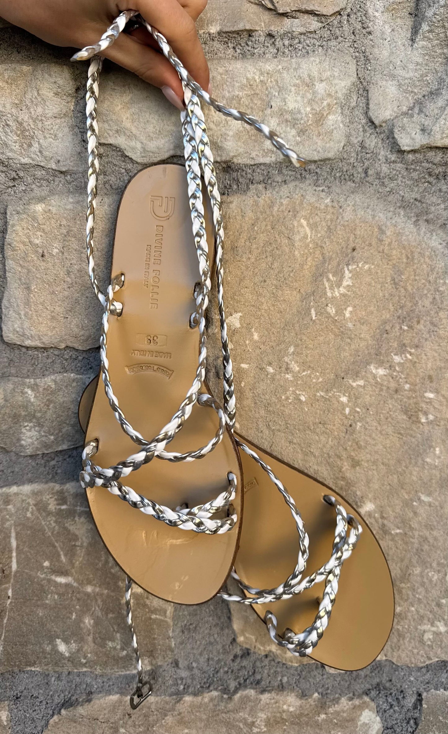 DIVINE FOLLIE SANDALO BIANCO ARGENTO PLATINO