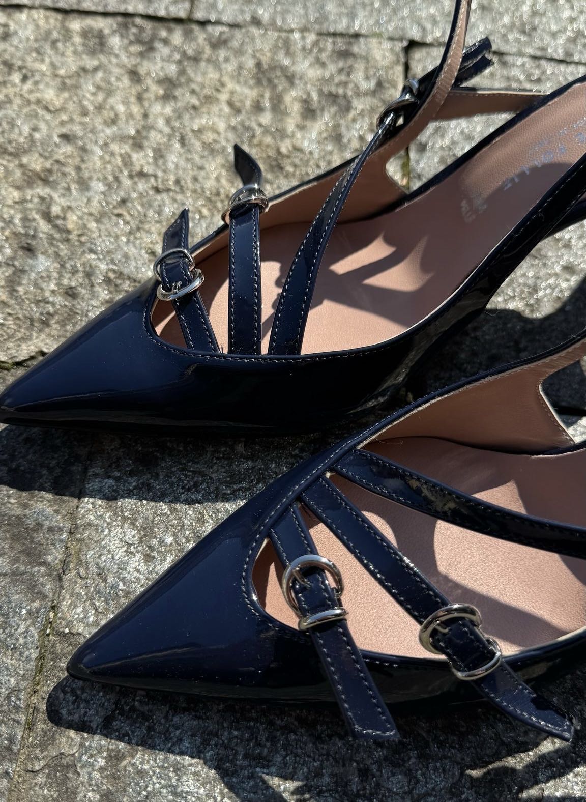 DIVINE FOLLIE DECOLETTE VERNICE BLU TACCO 8 cm