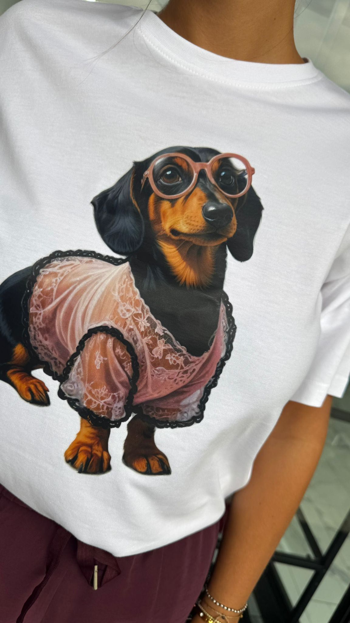 T-SHIRT BASSOTTO