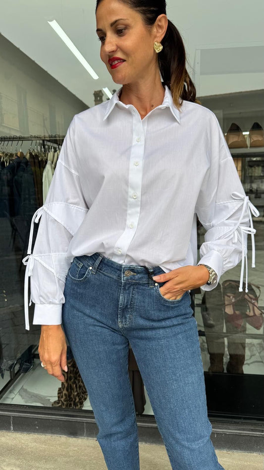 CAMICIA BIANCA FIOCCHETTI MANICA