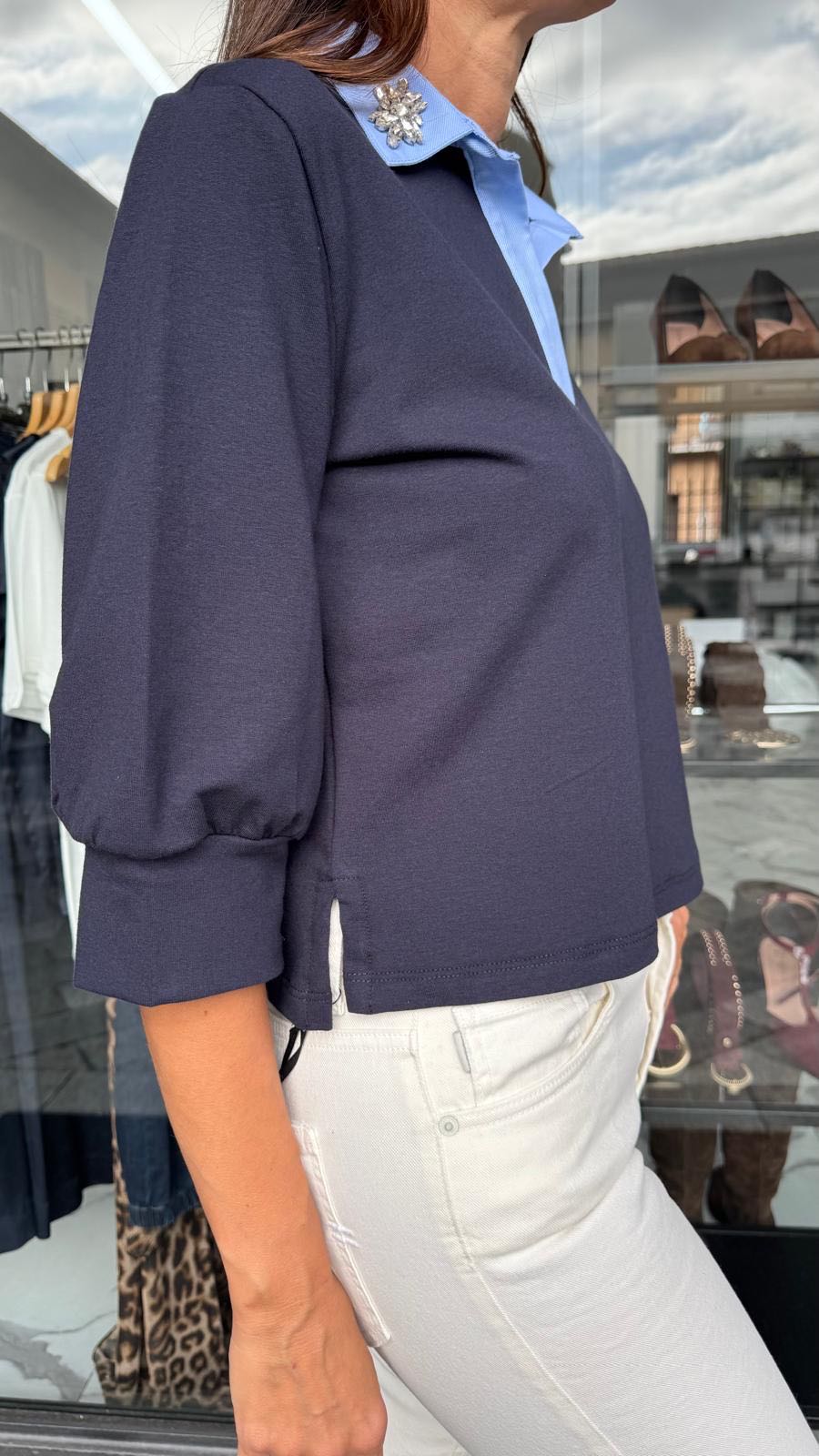 FELPA BLU COLLETTO CON CRISTALLI