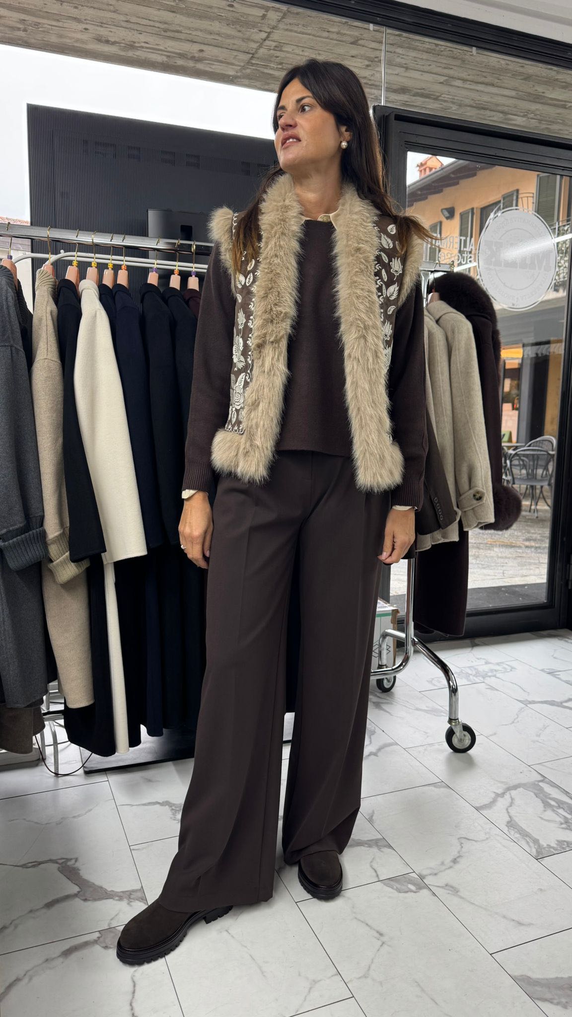 GILET ECO MONTONE RICAMI