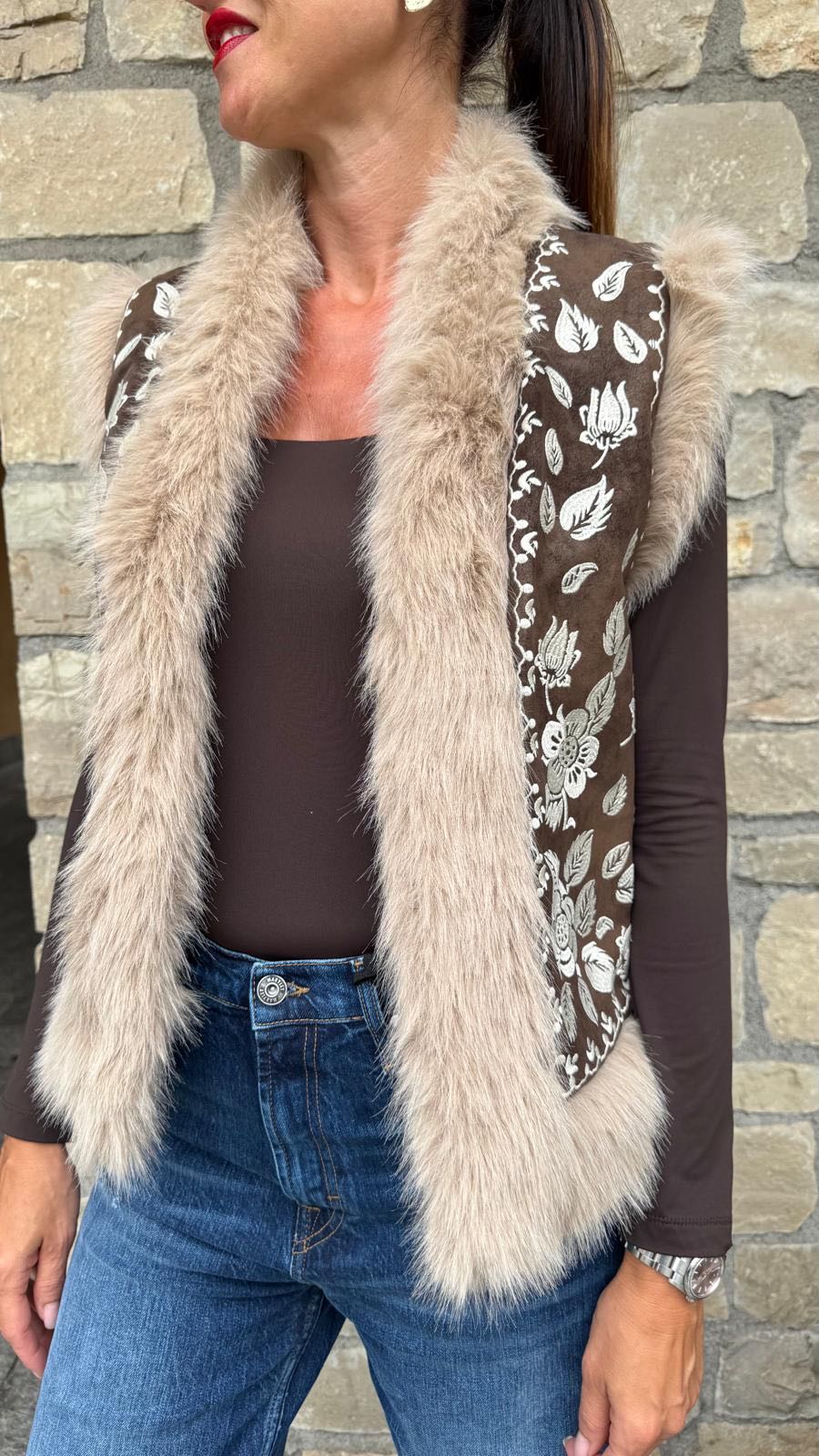 GILET ECO MONTONE RICAMI