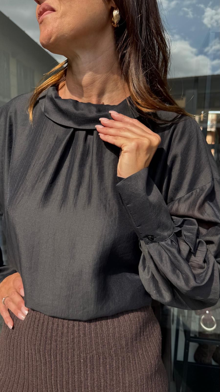 BLUSA COLLETTO TONDO NERA