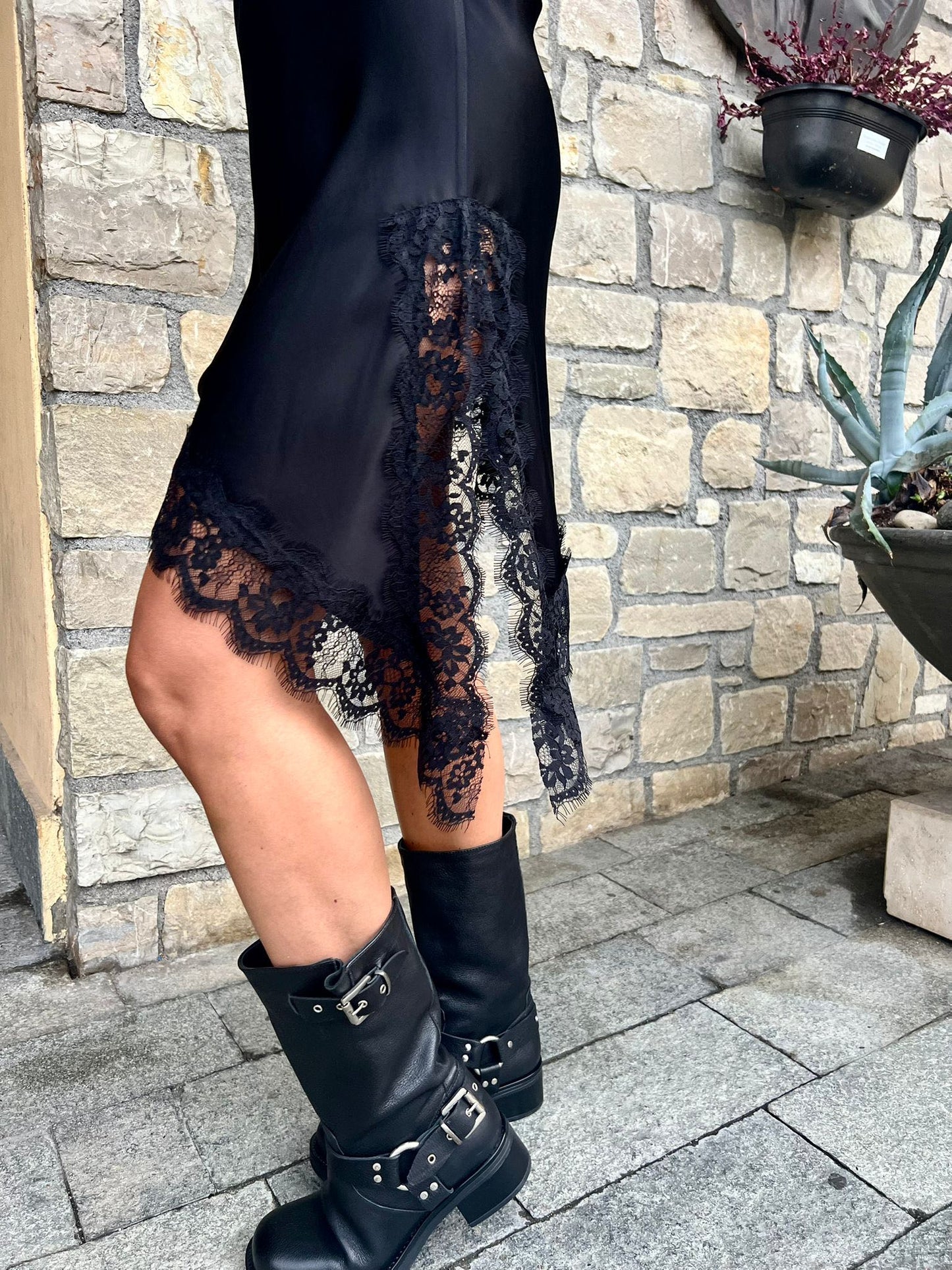 ABITO SOTTOVESTE CORTO PIZZO