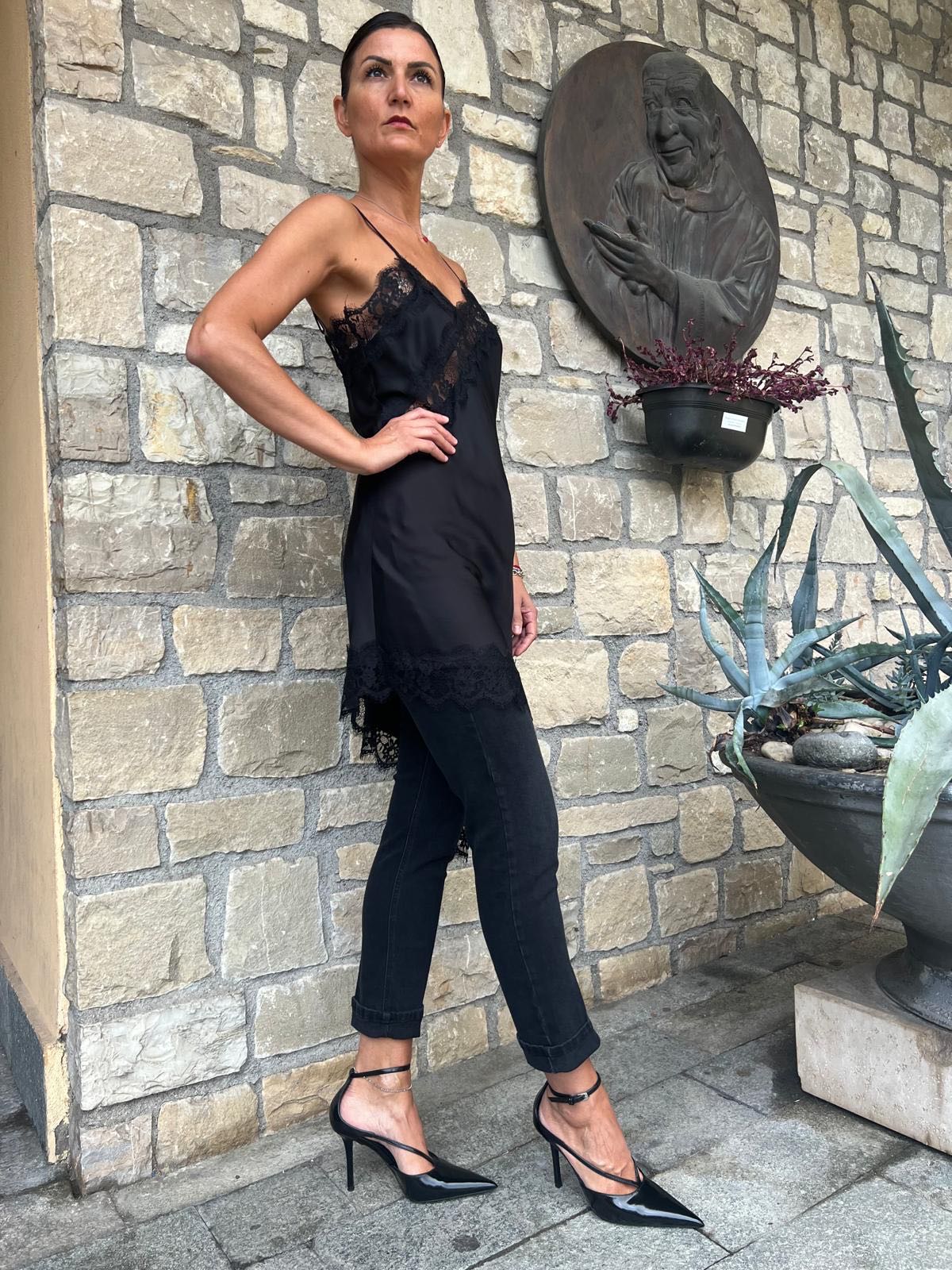 ABITO SOTTOVESTE CORTO PIZZO