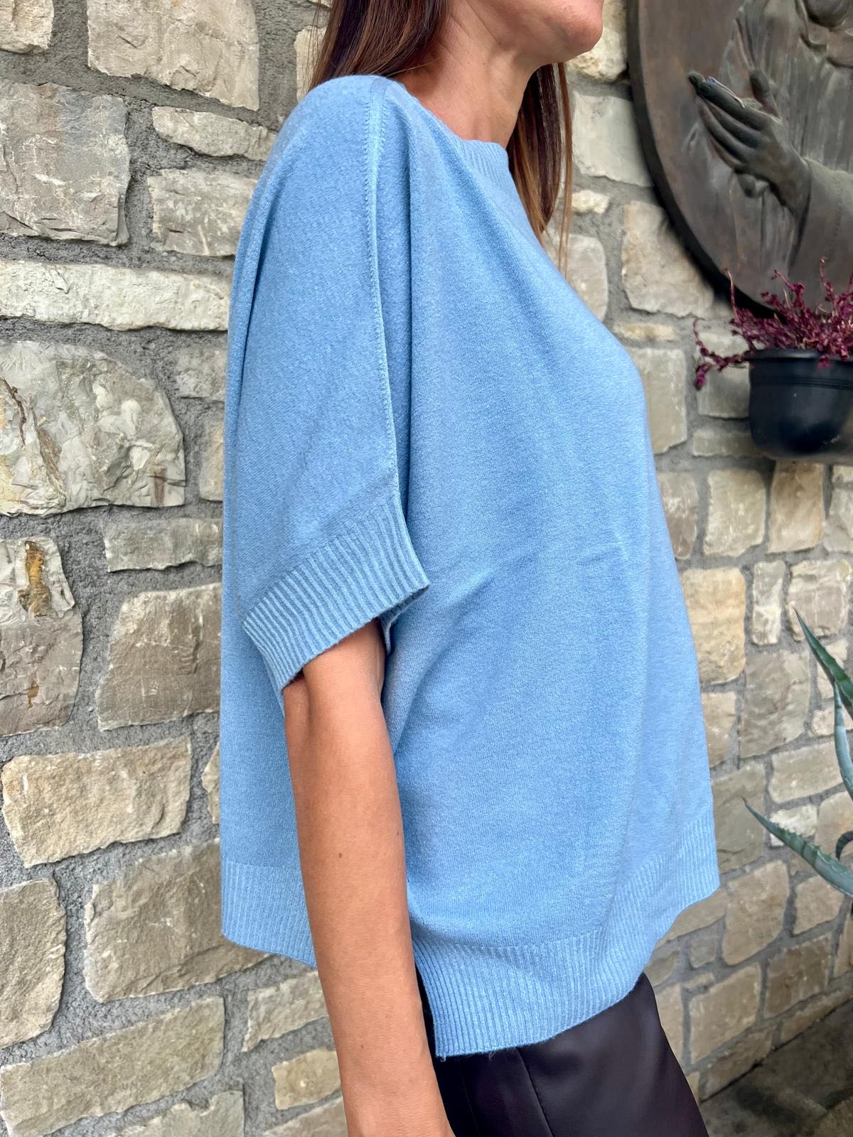 MAGLIA SCATOLETTA VISCOSA AZZURRA