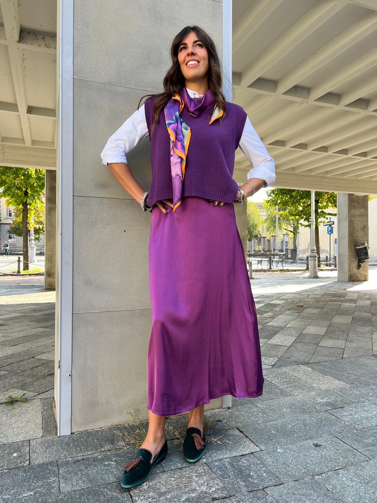 ABITO LUNGO SMANICATO UVA