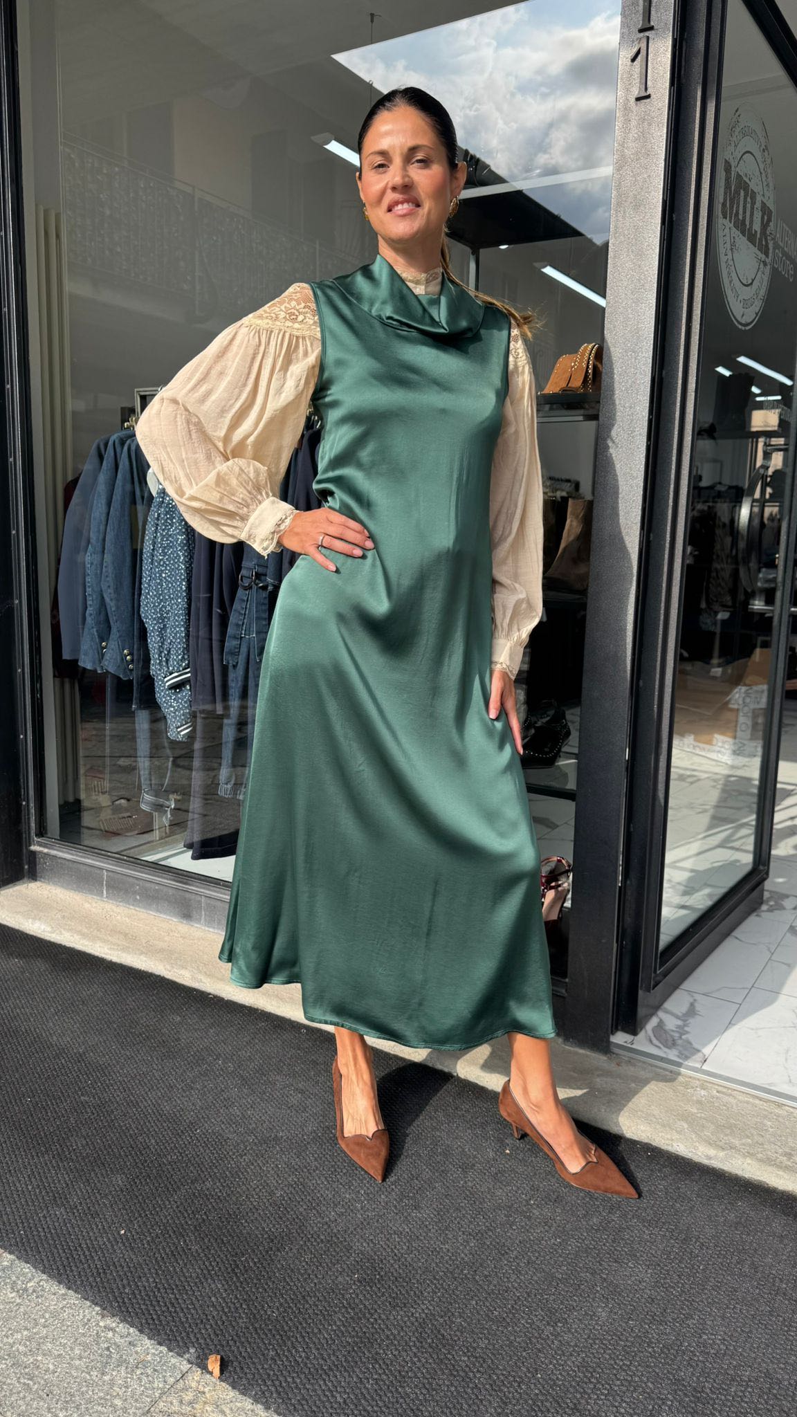 ABITO LUNGO SMANICATO VERDE