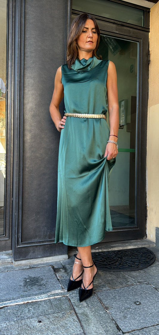 ABITO LUNGO SMANICATO VERDE