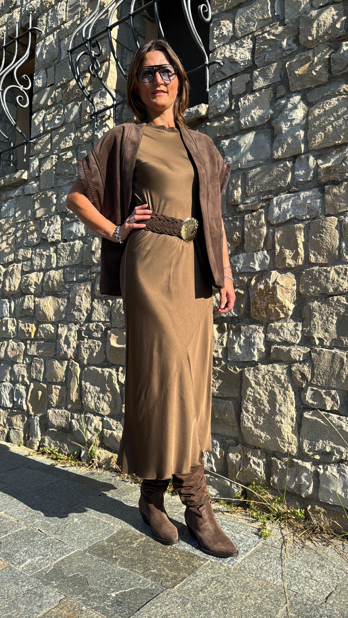 ABITO LUNGO GIROCOLLO VELLUTO CIOCCOLATO