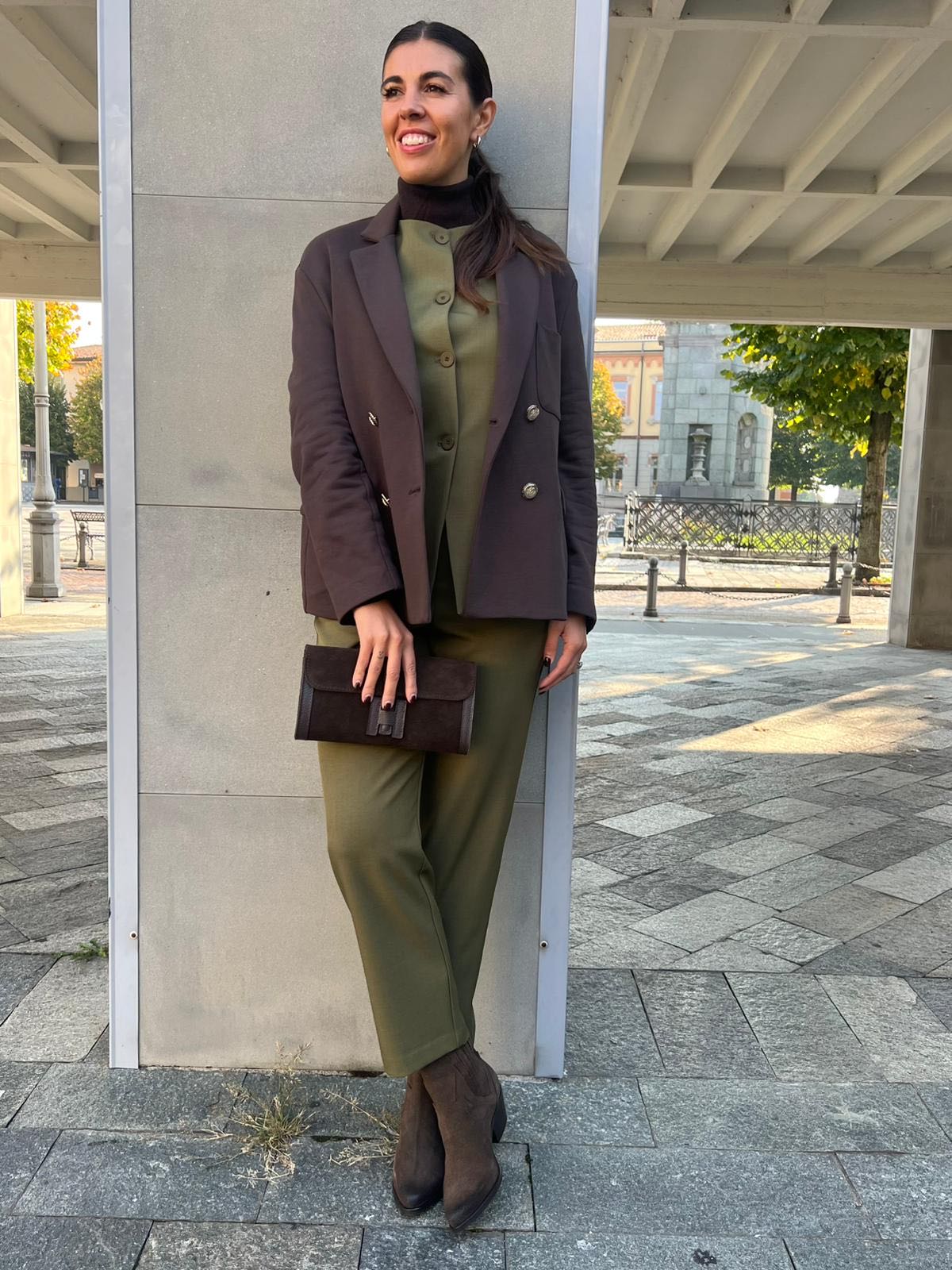 COMPLETO GIACCA SMANICATA SALVIA