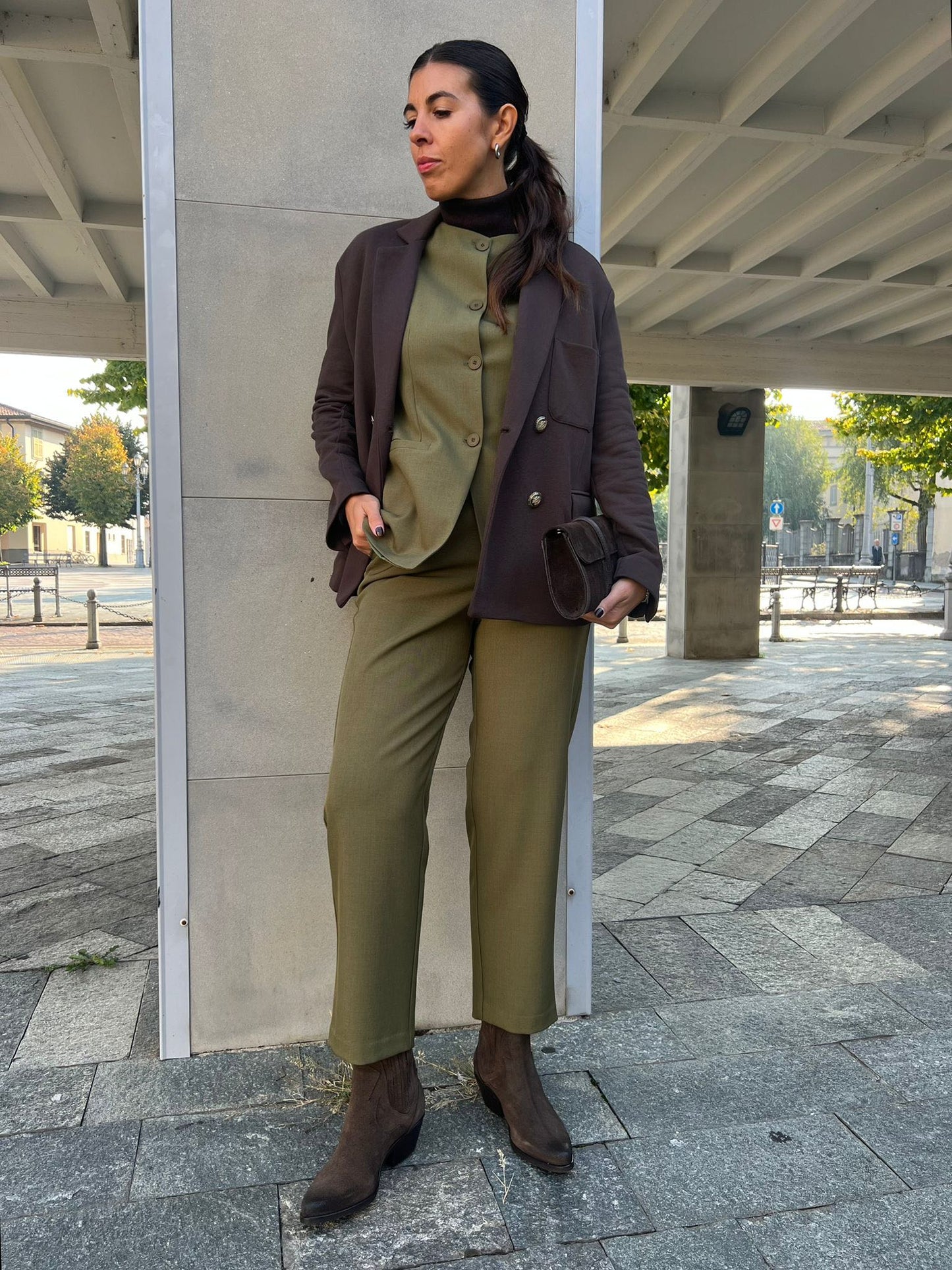 COMPLETO GIACCA SMANICATA SALVIA