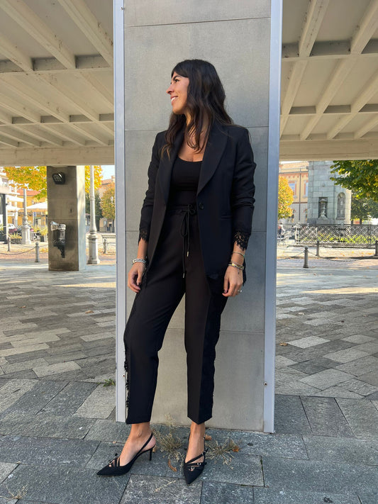 GIACCA IRIS PIZZO NERA