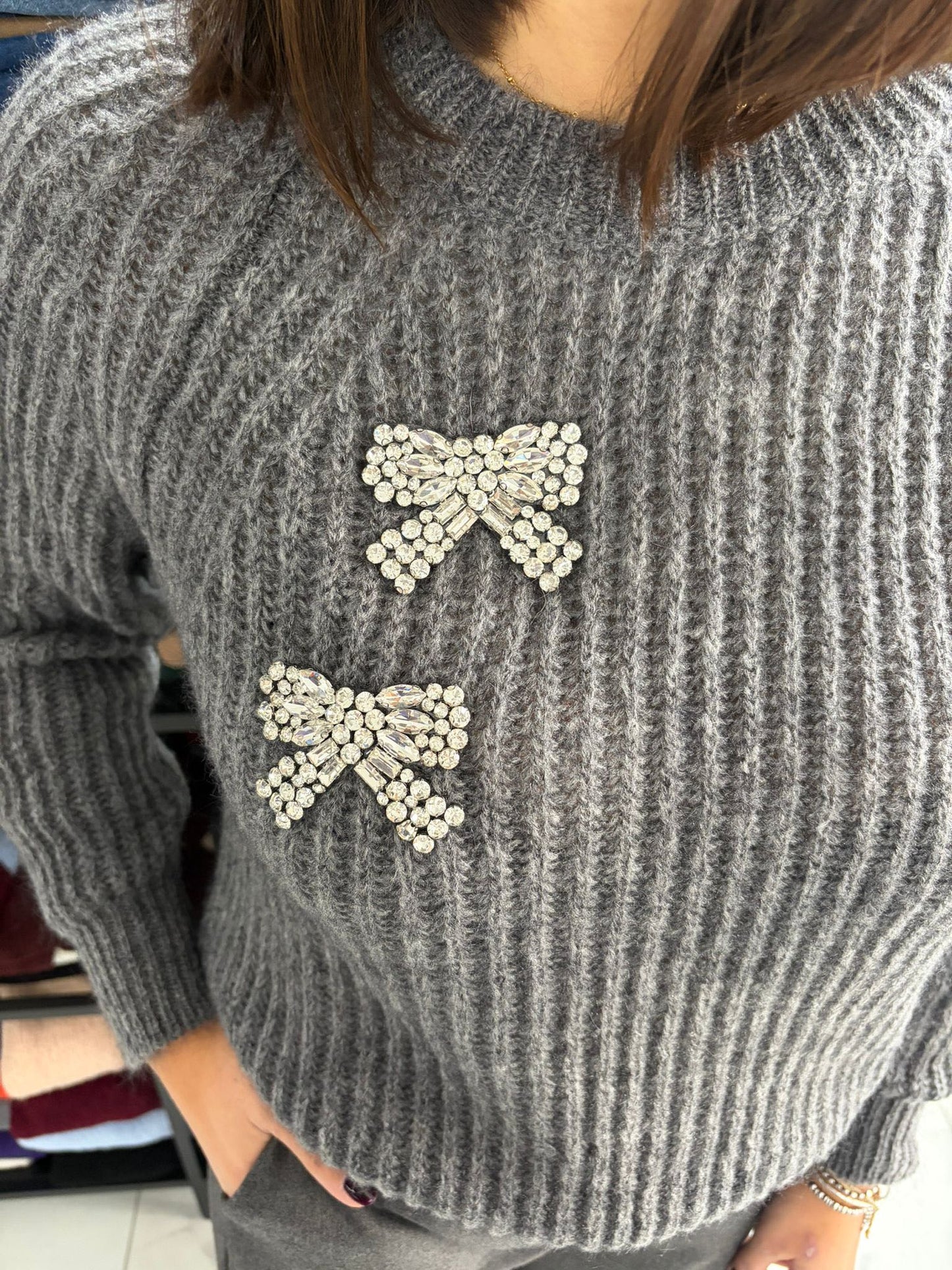 MAGLIONCINO FIOCCO CASTONI GRIGIO