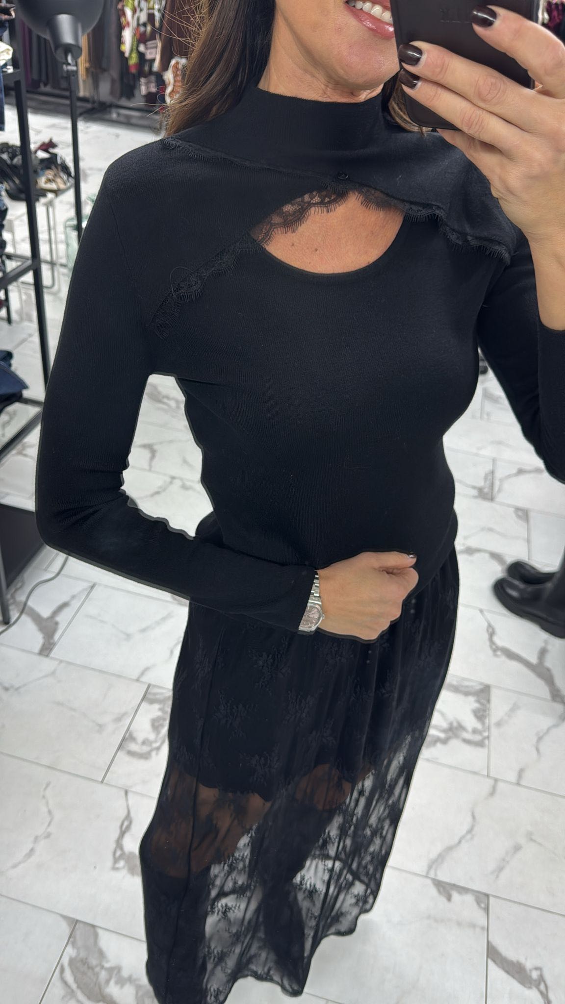 MAGLIA CUT OUT PIZZO NERA