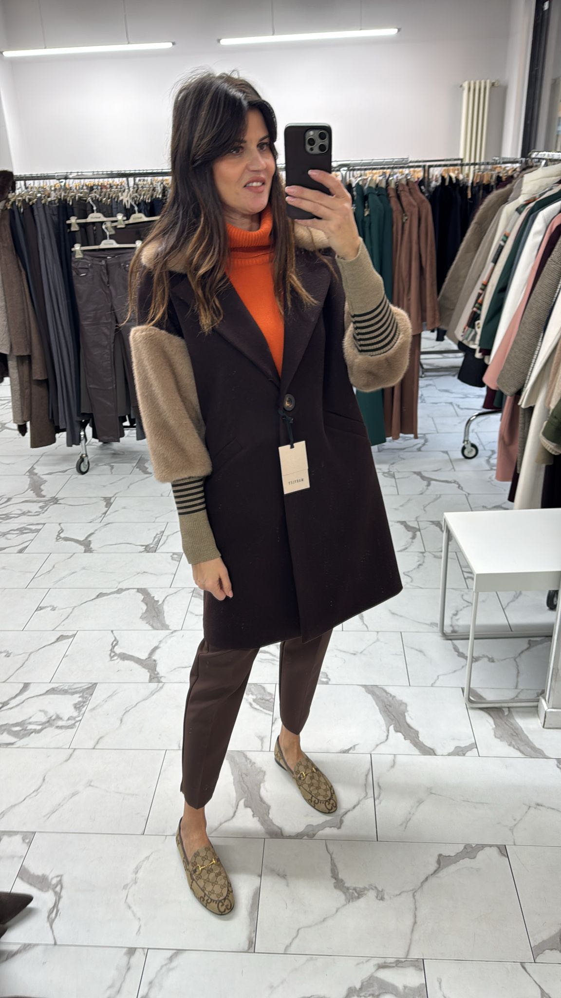 CAPPOTTO CON ECOPELLICCIA CIOCCOLATO