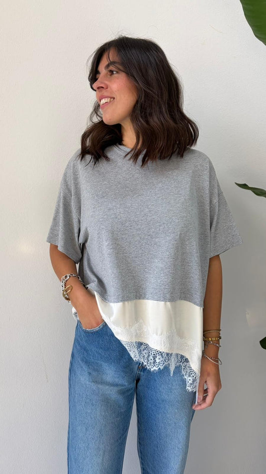T-SHIRT CON SATEN E PIZZO GRIGIA