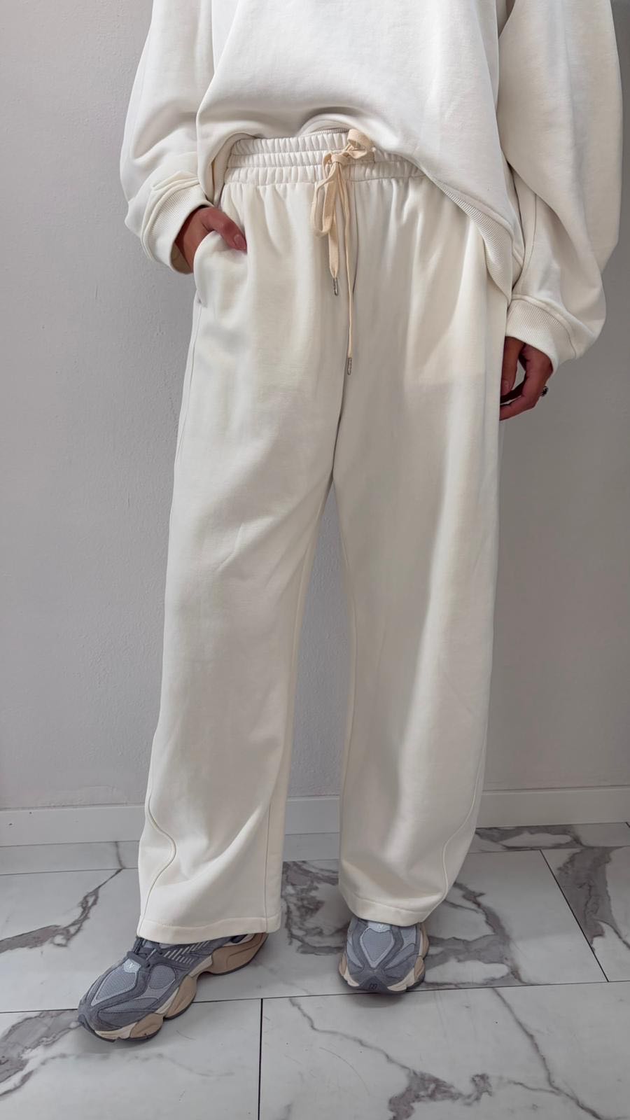 PANTALONE IN FELPA BARREL BIANCO