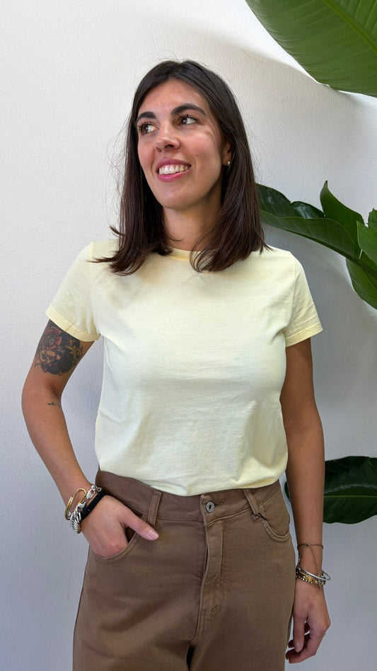 T-SHIRT BASIC GIALLA