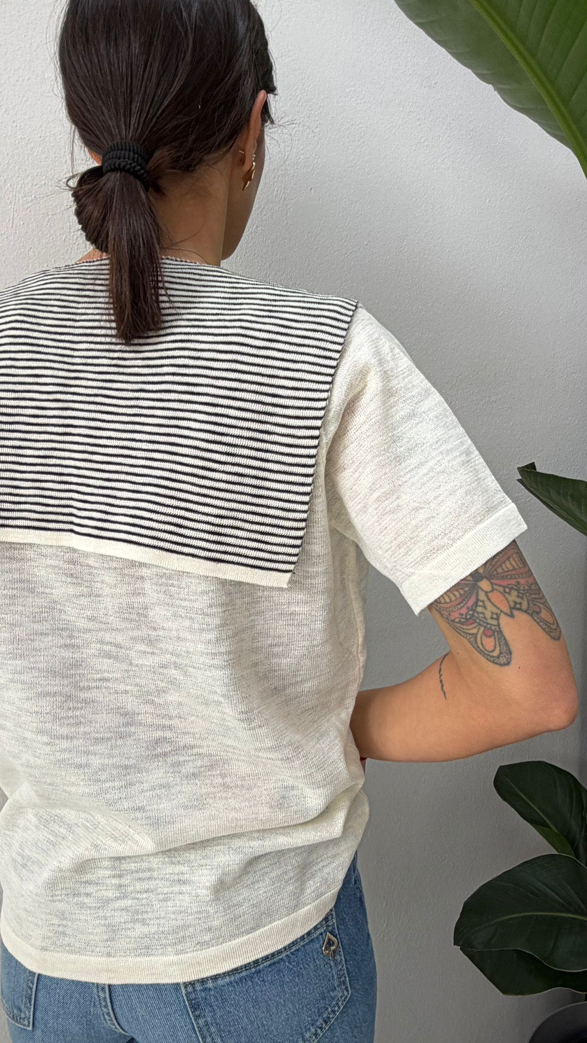 T-SHIRT CON SOLINO PANNA