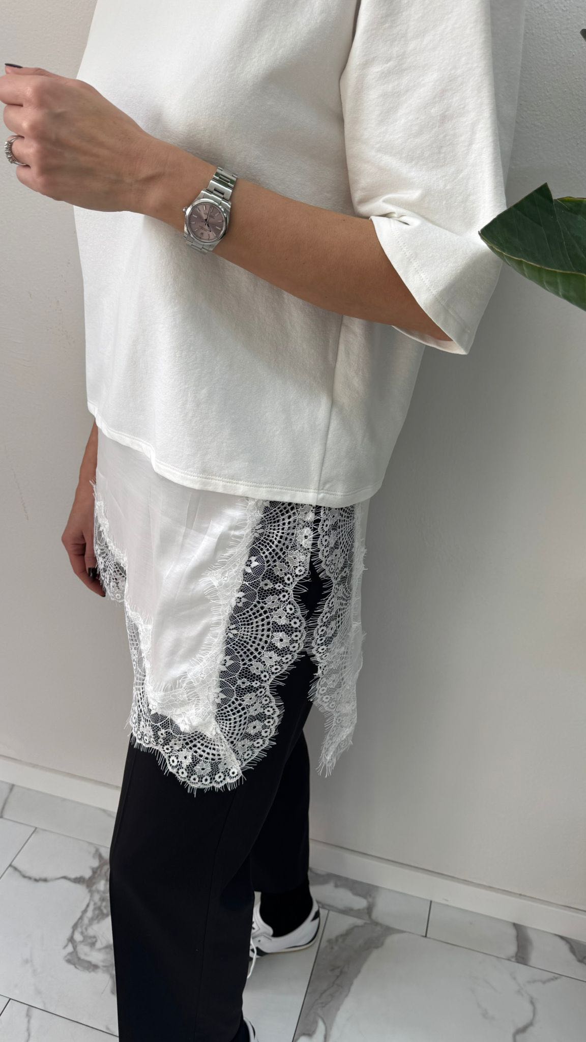 MAGLIA ASIMMETRICA BORDO PIZZO PANNA