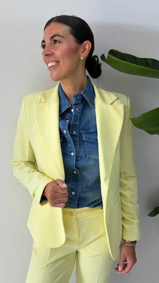 GIACCA BASIC GIALLA