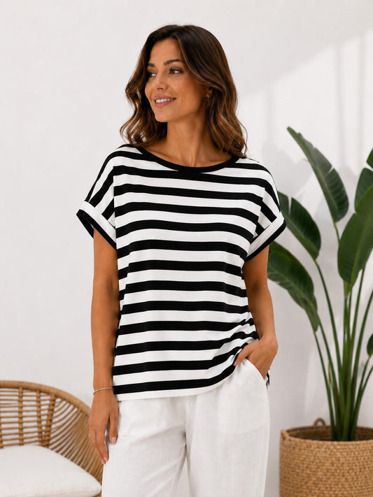 MAGLIA SCATOLETTA RIGATA NERA