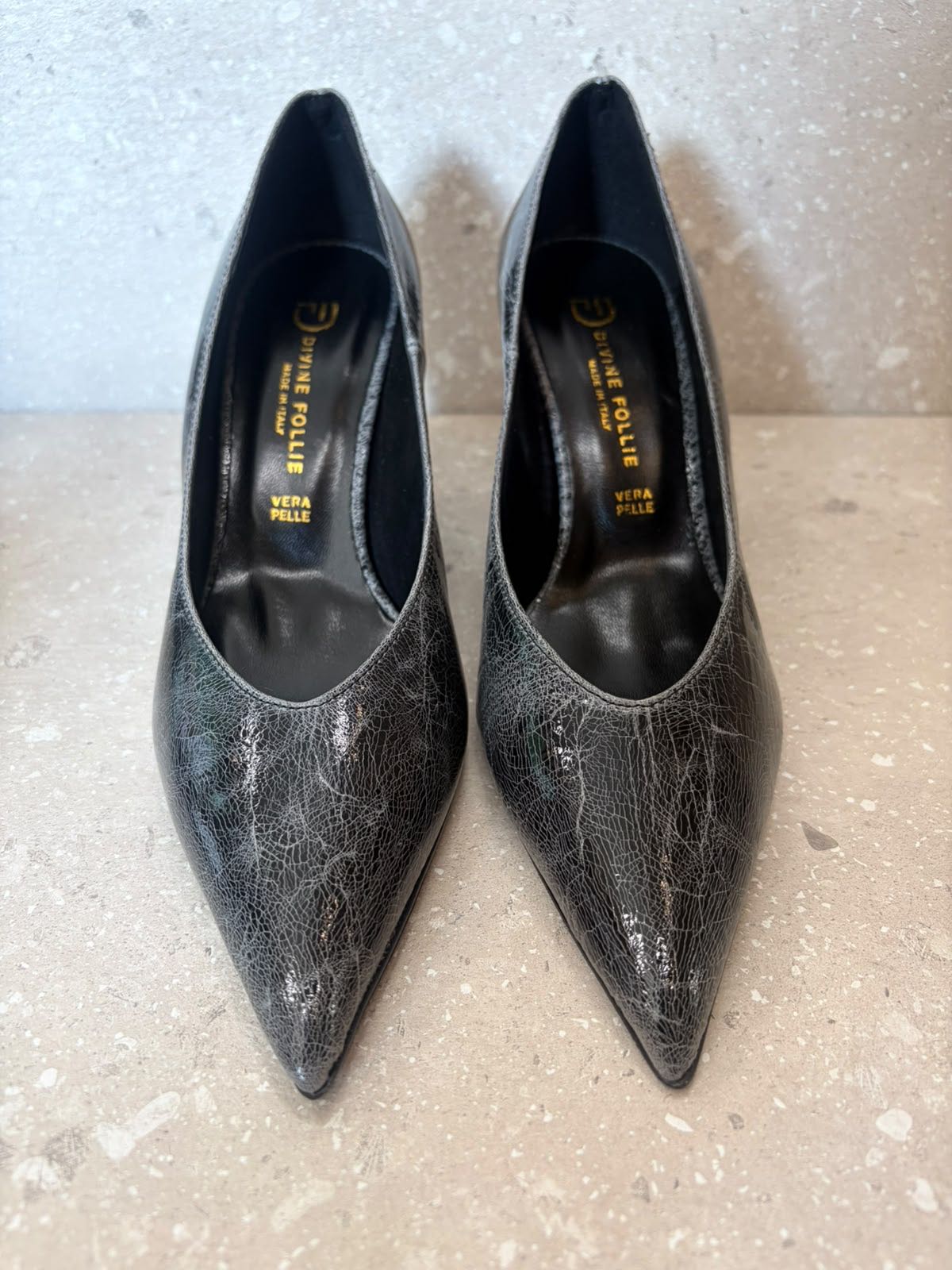 DECOLLETÉ CRAQUELÉ NERO GRIGIO