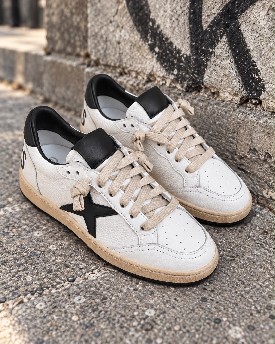 SNEAKERS GOOD VIBES NERA